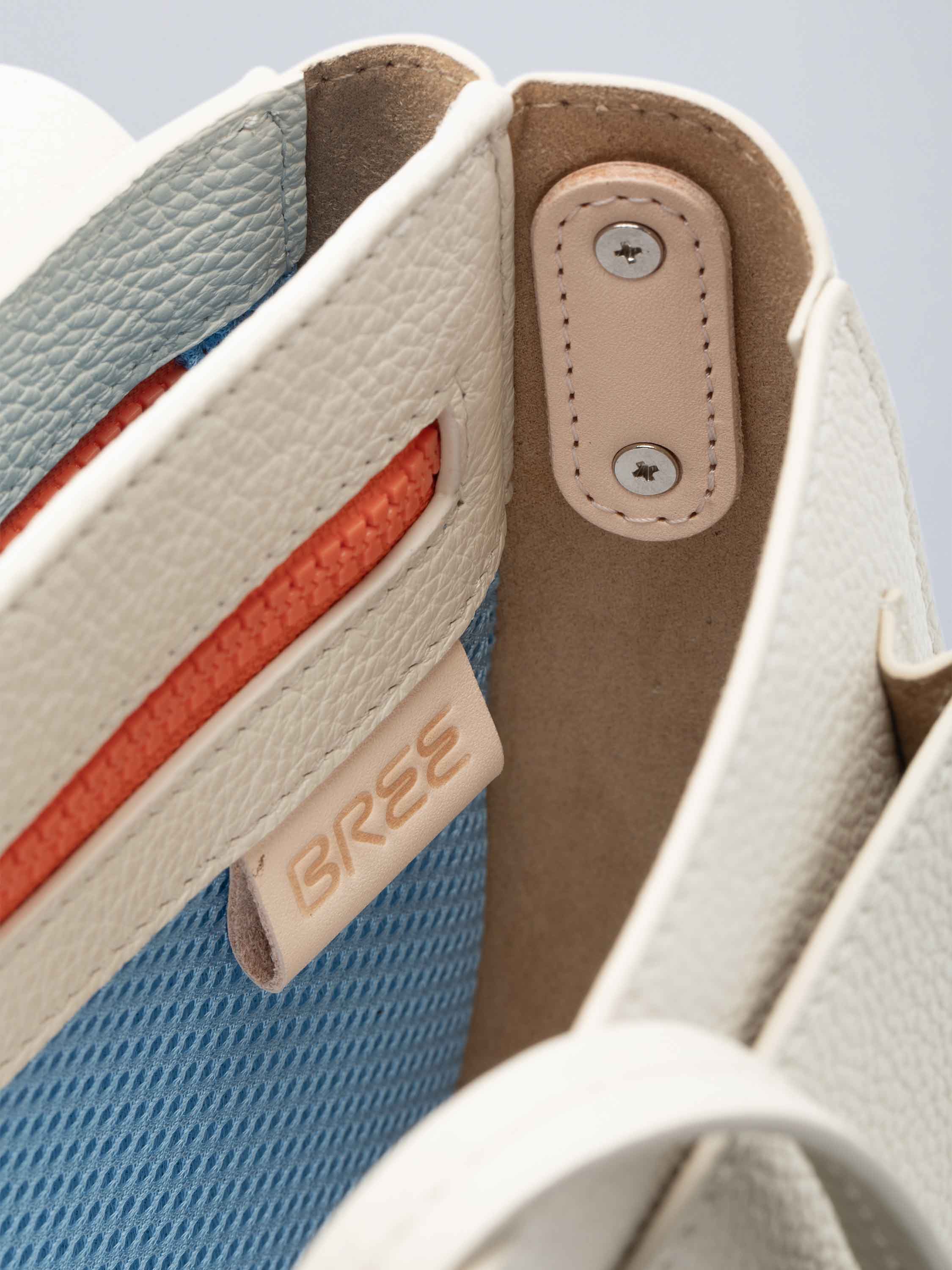 color:reines weiß_ansicht:000000000000011_dokar:Z07_dokar-text:online inhalt