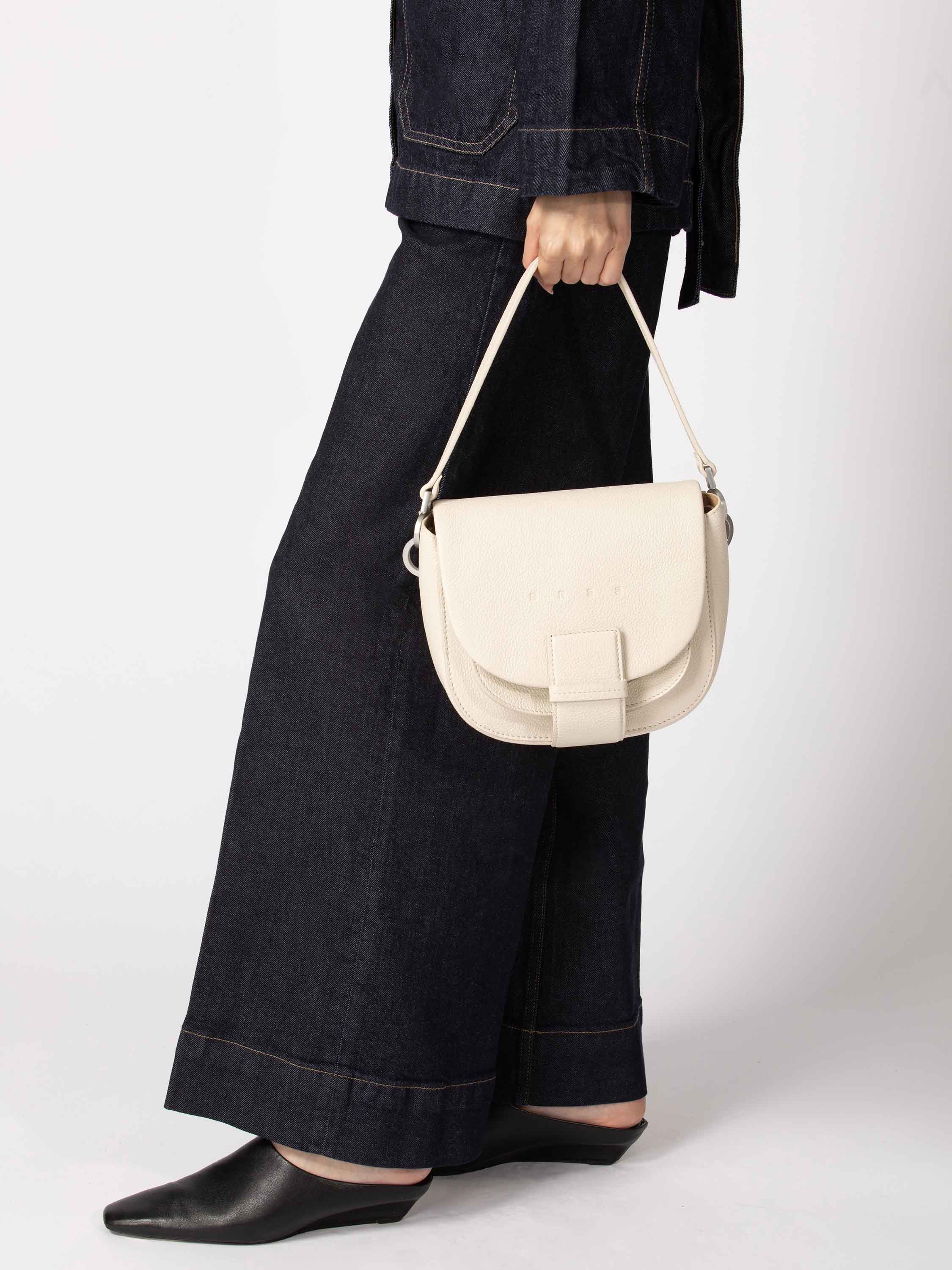 color:reines weiß_ansicht:000000000000012_dokar:Z07_dokar-text:online inhalt