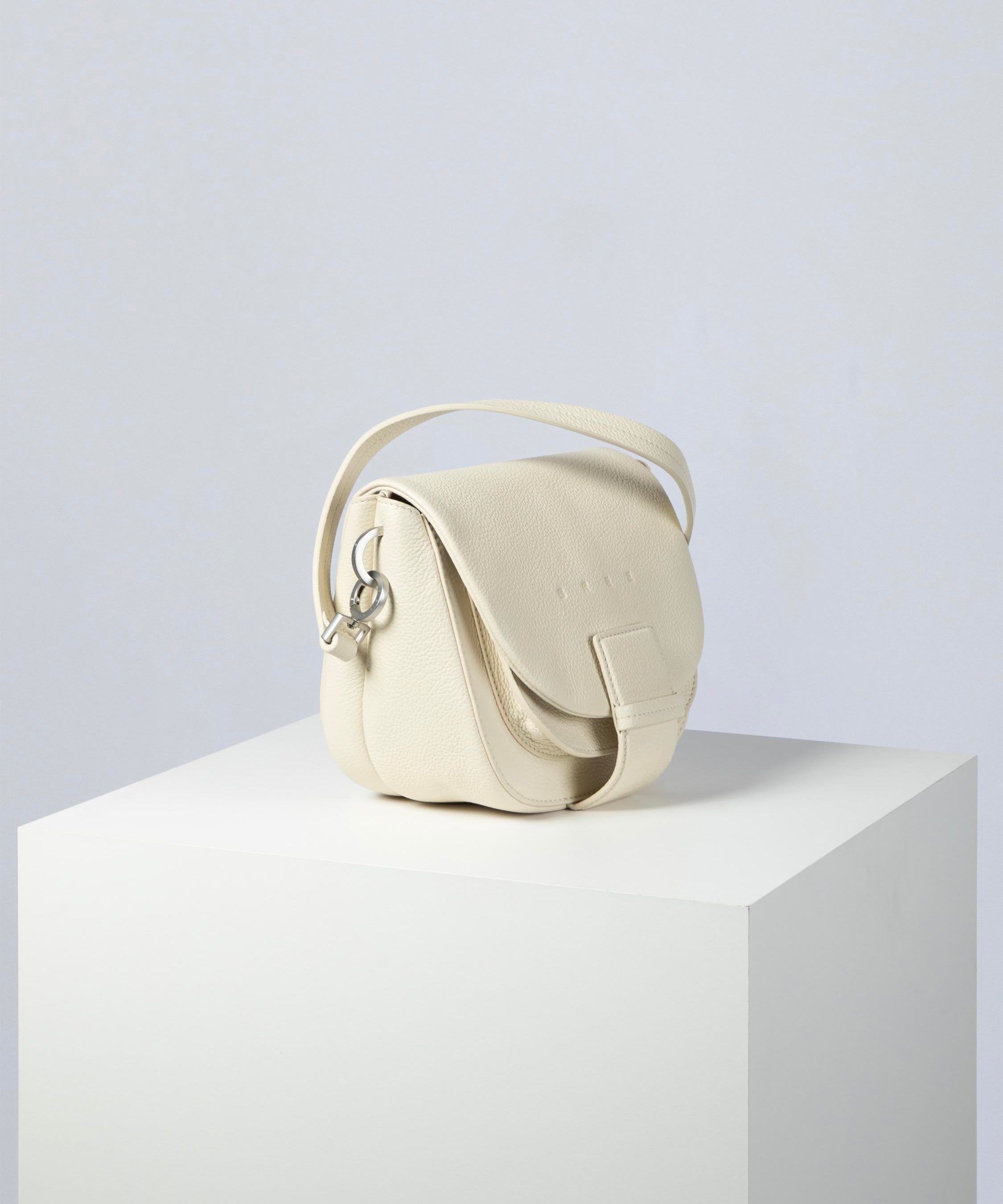 color:reines weiß_ansicht:000000000000004_dokar:Z07_dokar-text:online inhalt