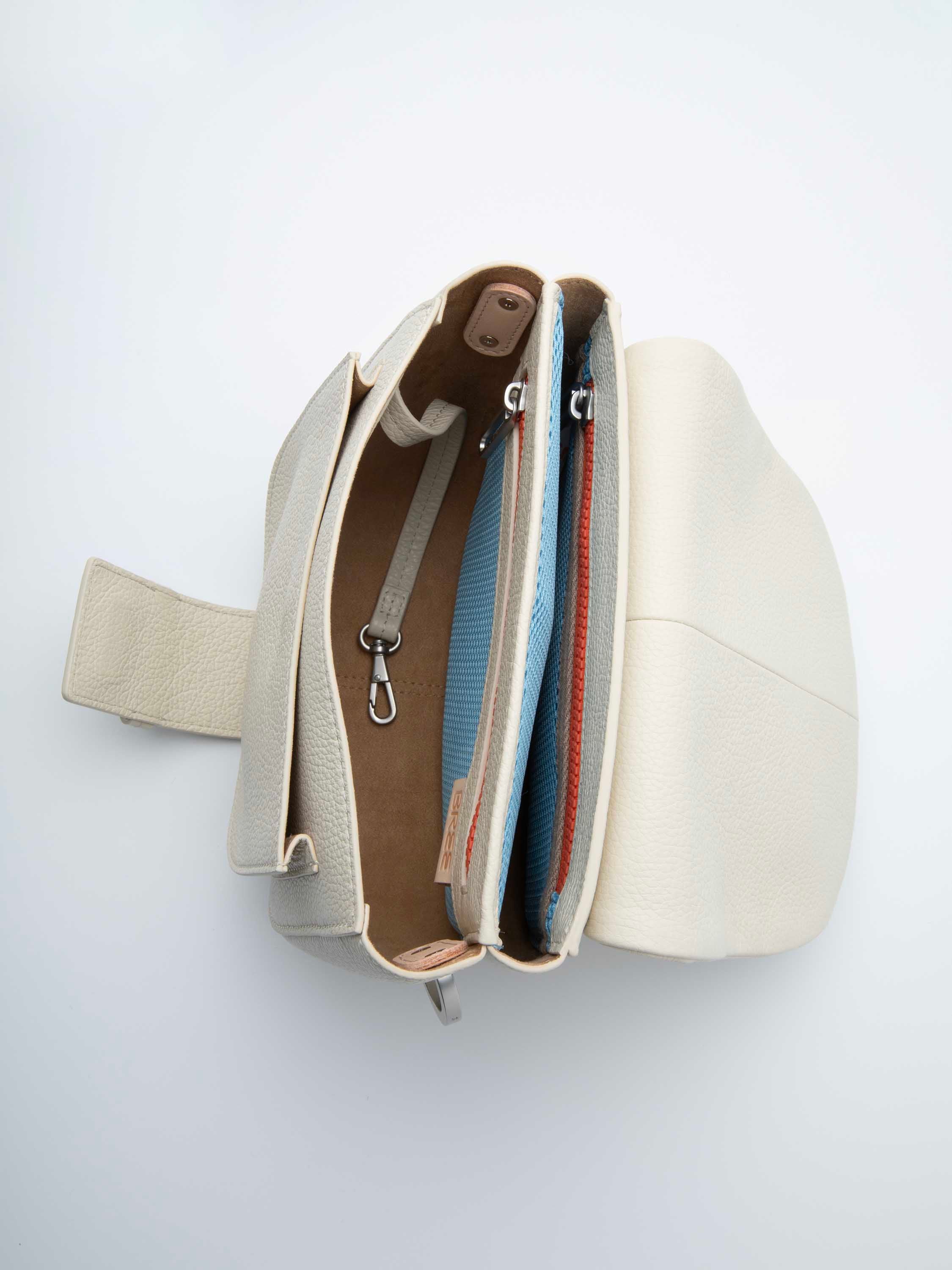 color:reines weiß_ansicht:000000000000006_dokar:Z07_dokar-text:online inhalt