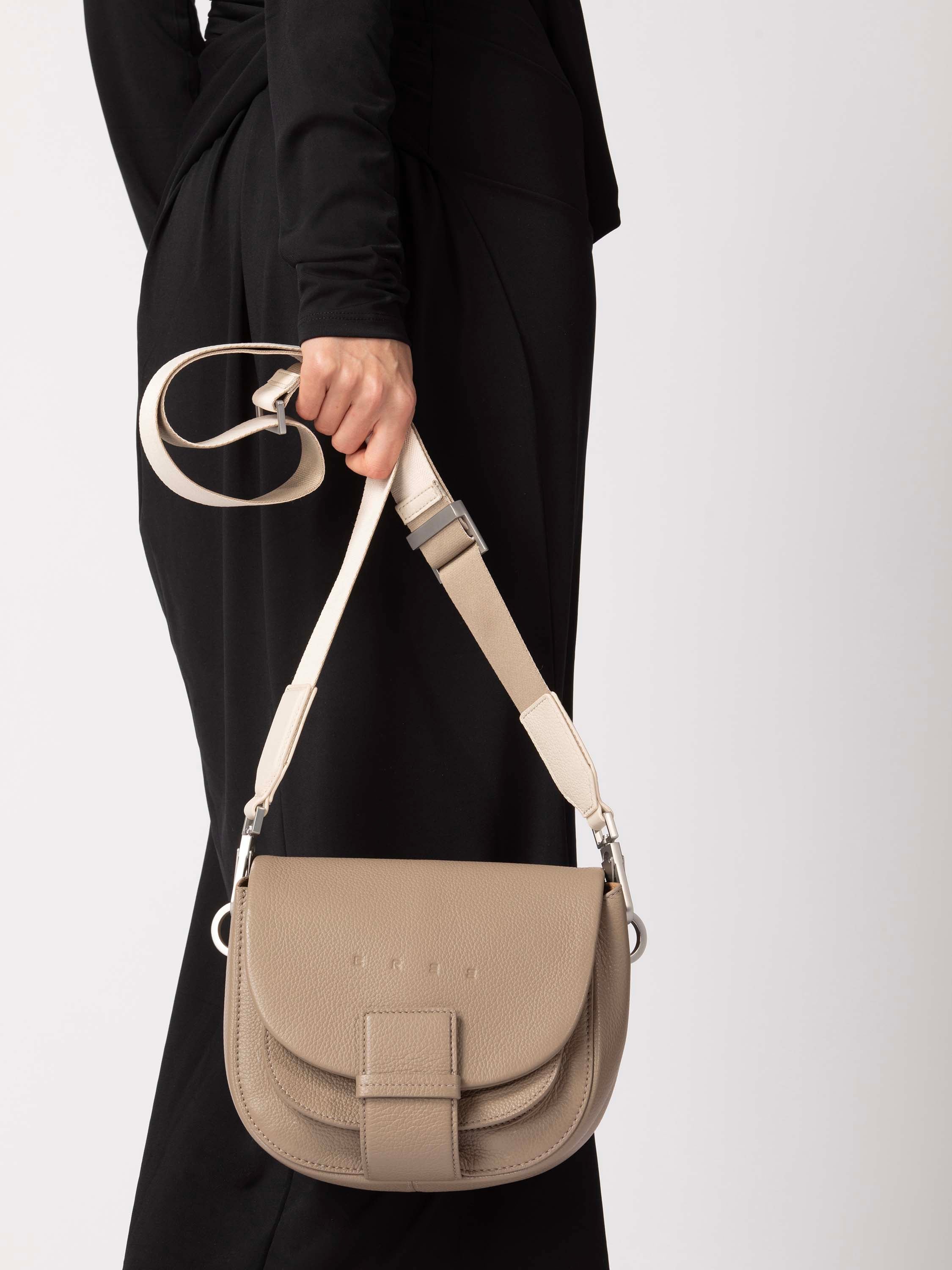 color:taupe_ansicht:000000000000011_dokar:Z07_dokar-text:online inhalt