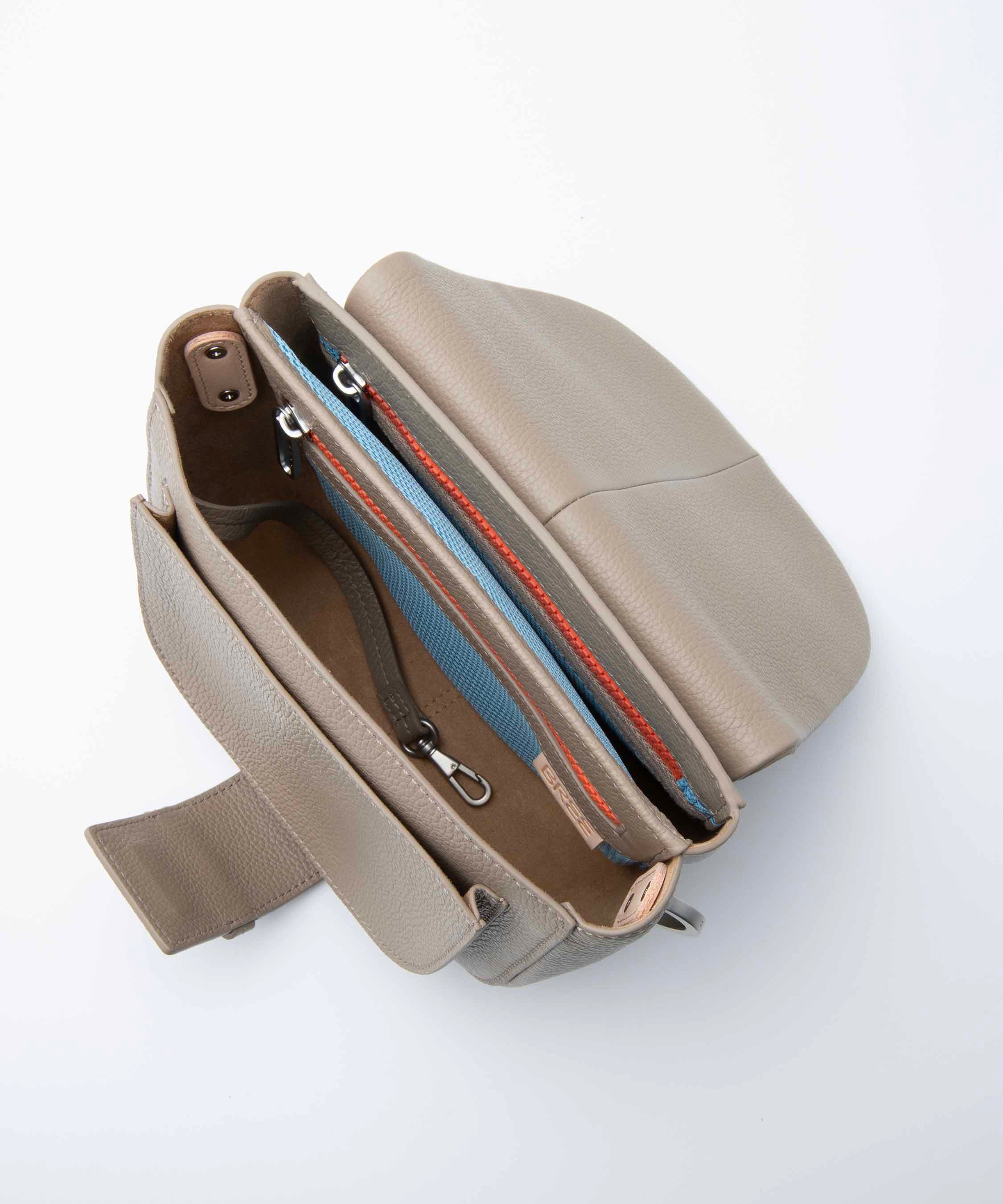 color:taupe_ansicht:000000000000005_dokar:Z07_dokar-text:online inhalt