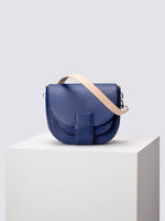 mittelblau
