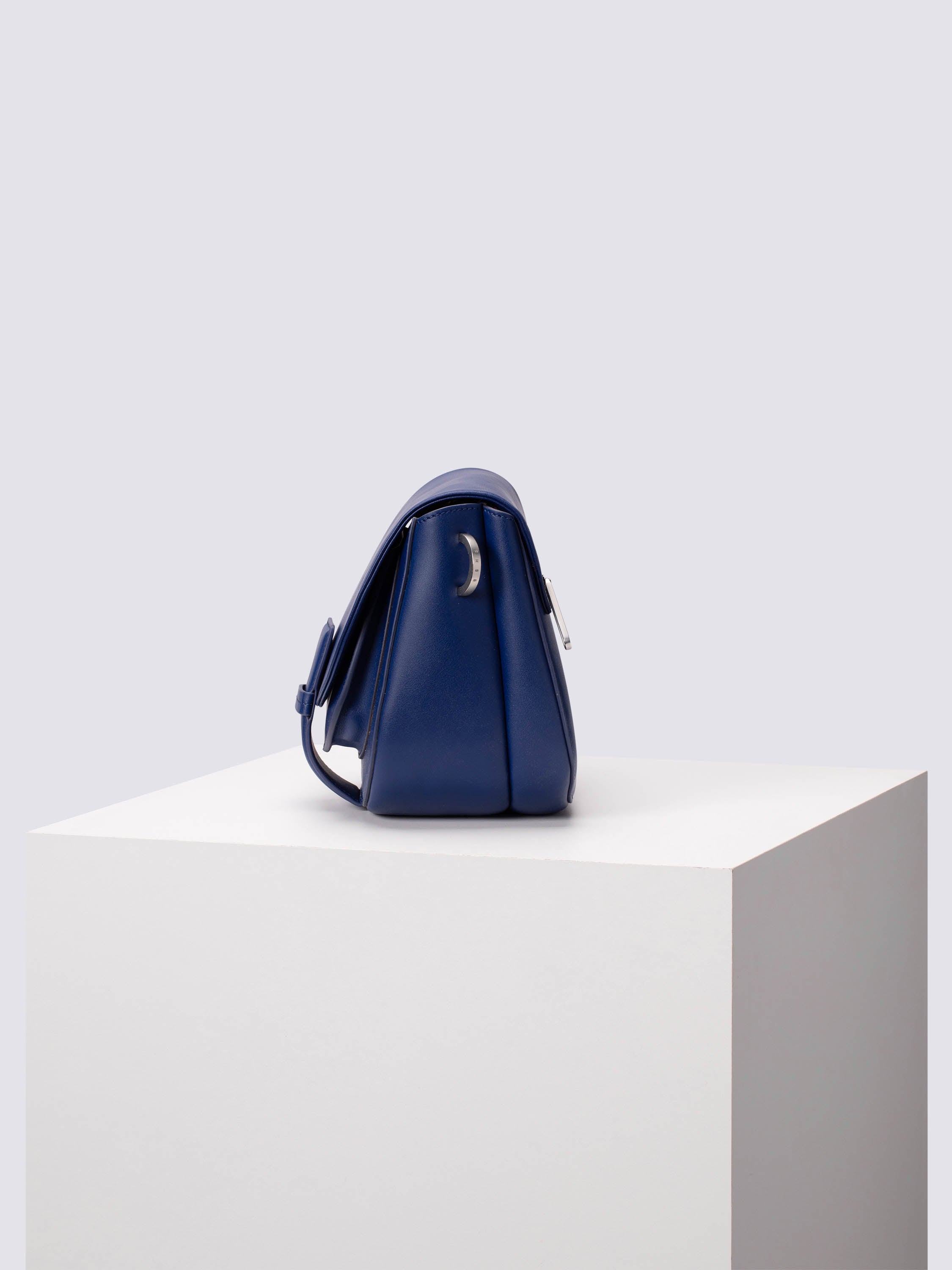 color:mittelblau_ansicht:000000000000003_dokar:Z07_dokar-text:online inhalt