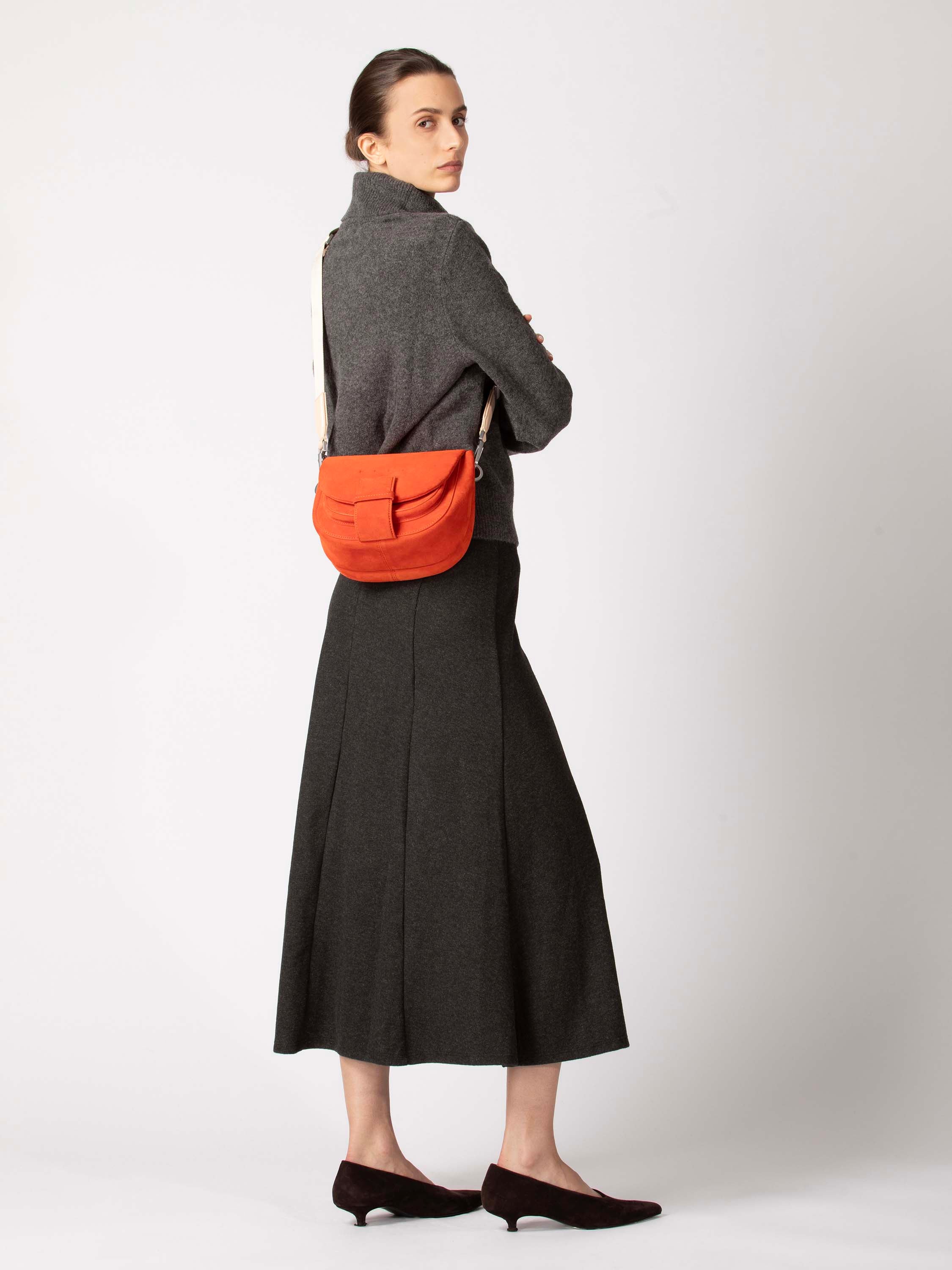 color:orange_ansicht:000000000000011_dokar:Z07_dokar-text:online inhalt