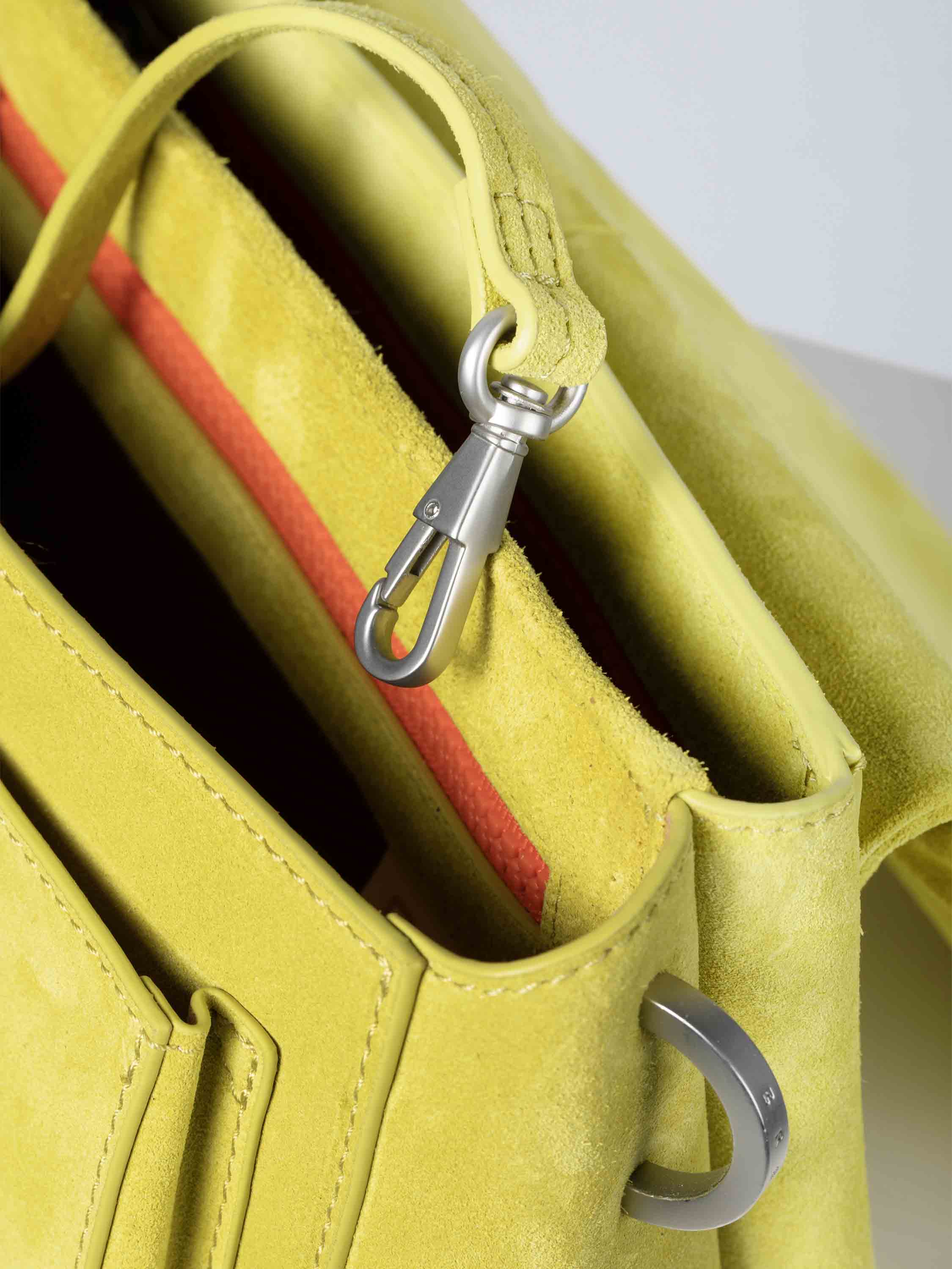 color:lime_ansicht:000000000000009_dokar:Z07_dokar-text:online inhalt