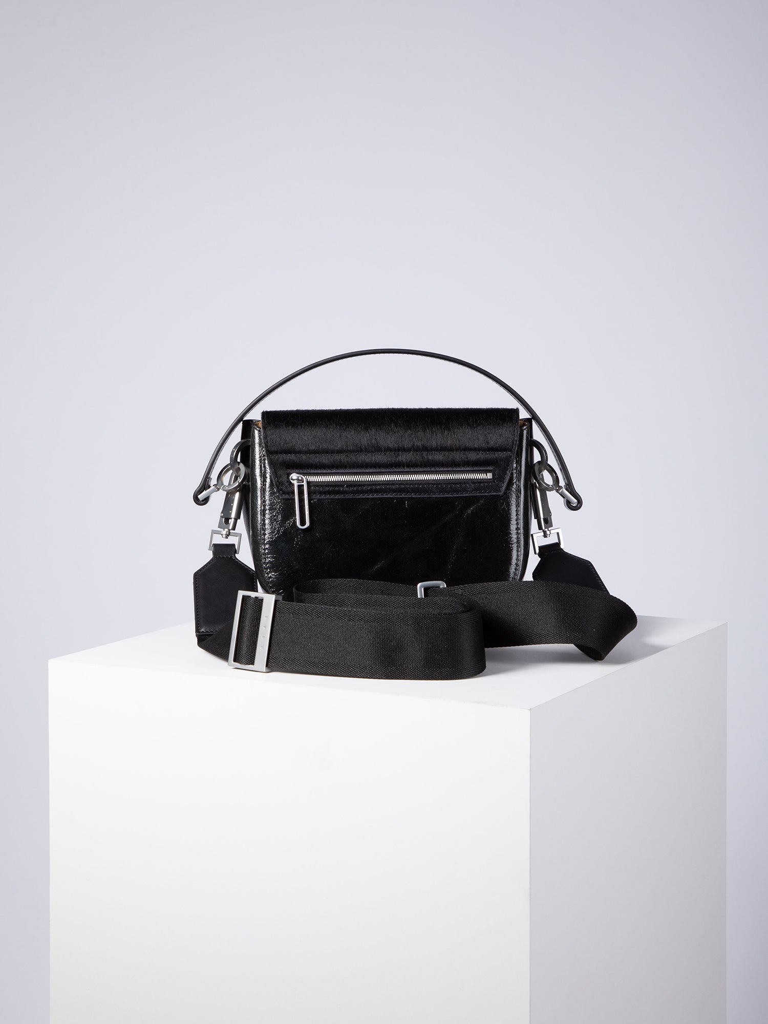 color:schwarz_ansicht:000000000000004_dokar:Z07_dokar-text:online inhalt