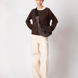 color:dunkelbraun_ansicht:000000000000010_dokar:Z07_dokar-text:online inhalt