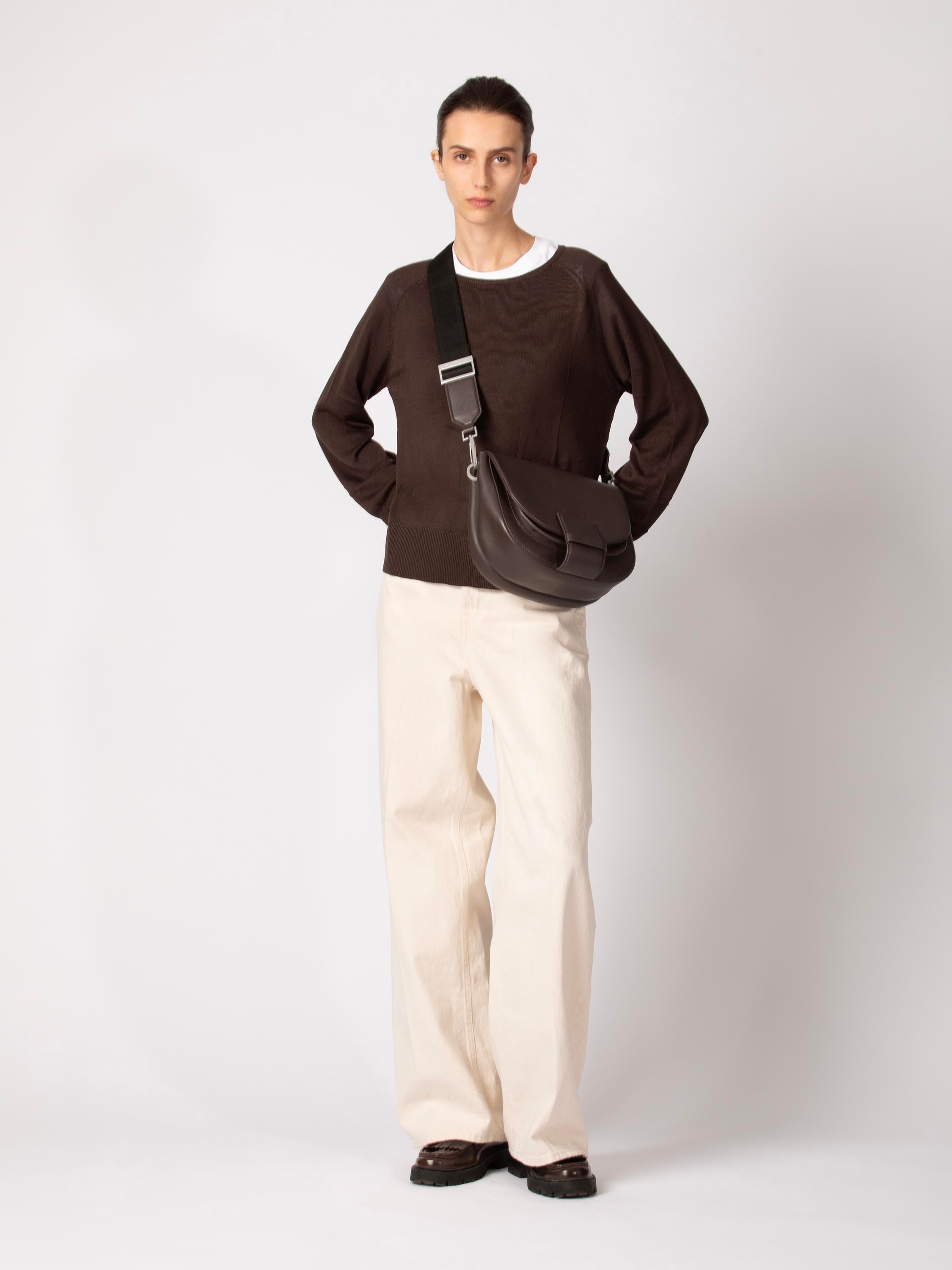 color:dunkelbraun_ansicht:000000000000010_dokar:Z07_dokar-text:online inhalt