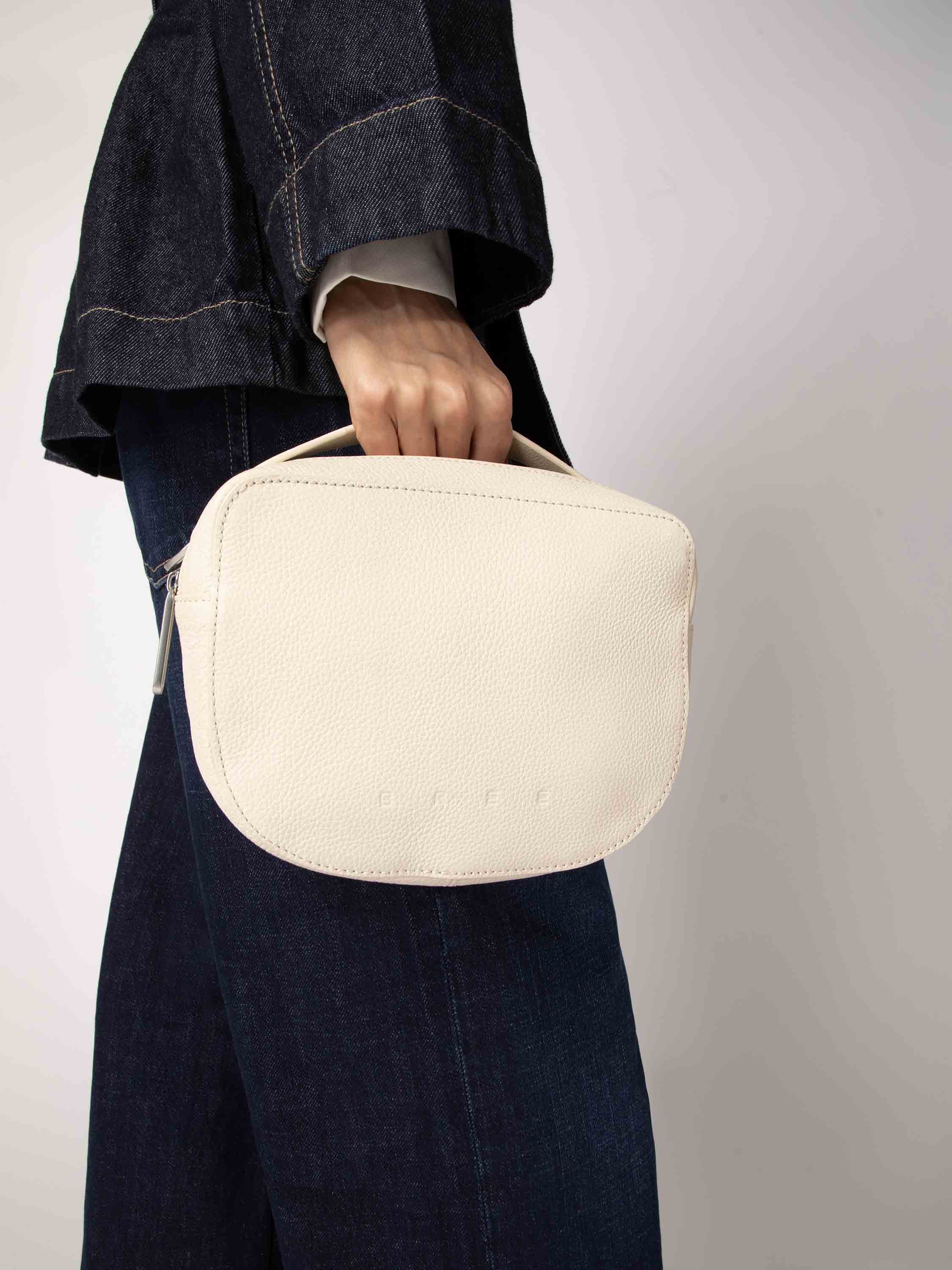 color:reines weiß_ansicht:000000000000009_dokar:Z07_dokar-text:online inhalt