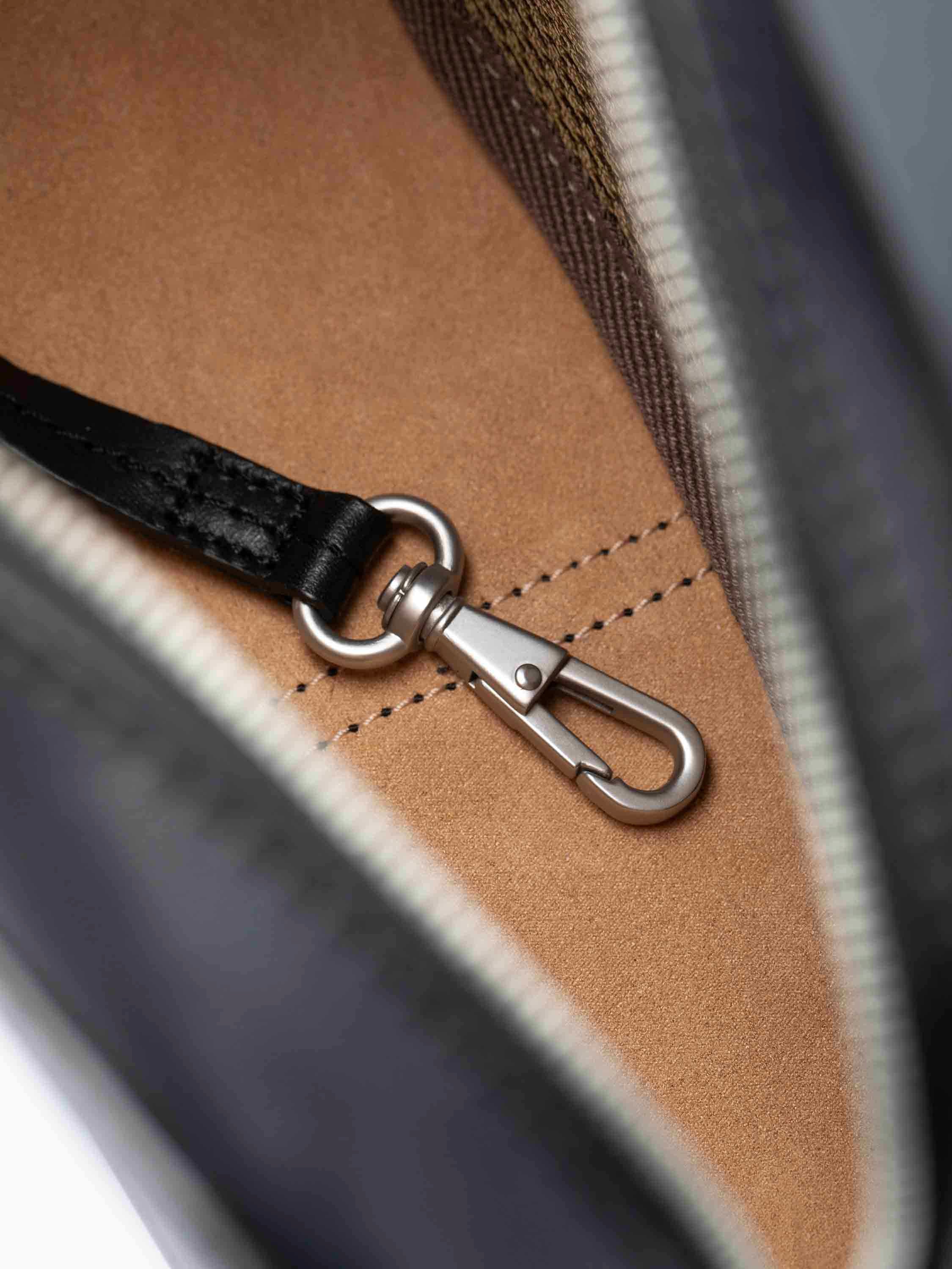 color:schwarz_ansicht:000000000000009_dokar:Z07_dokar-text:online inhalt