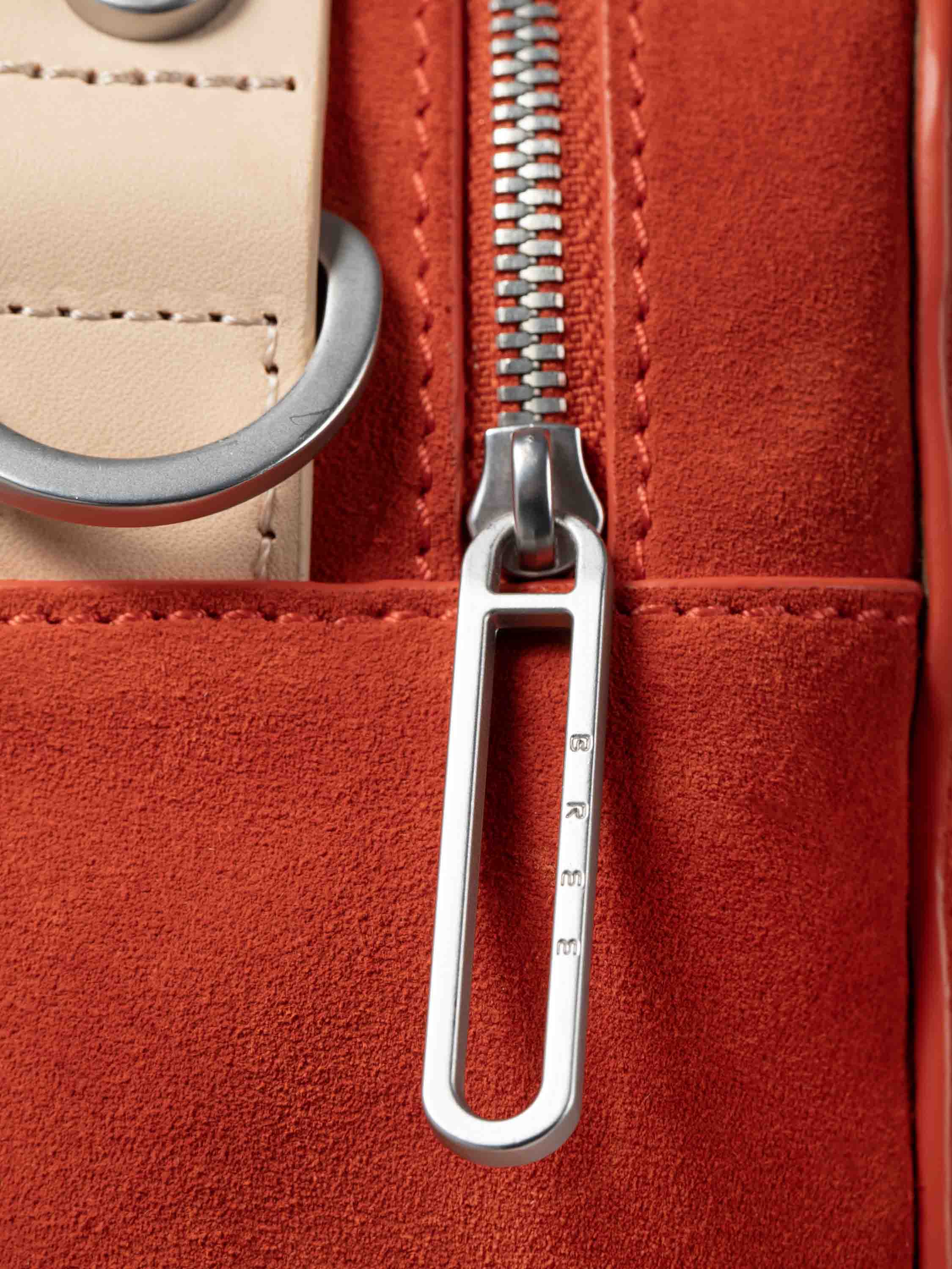 color:orange_ansicht:000000000000010_dokar:Z07_dokar-text:online inhalt