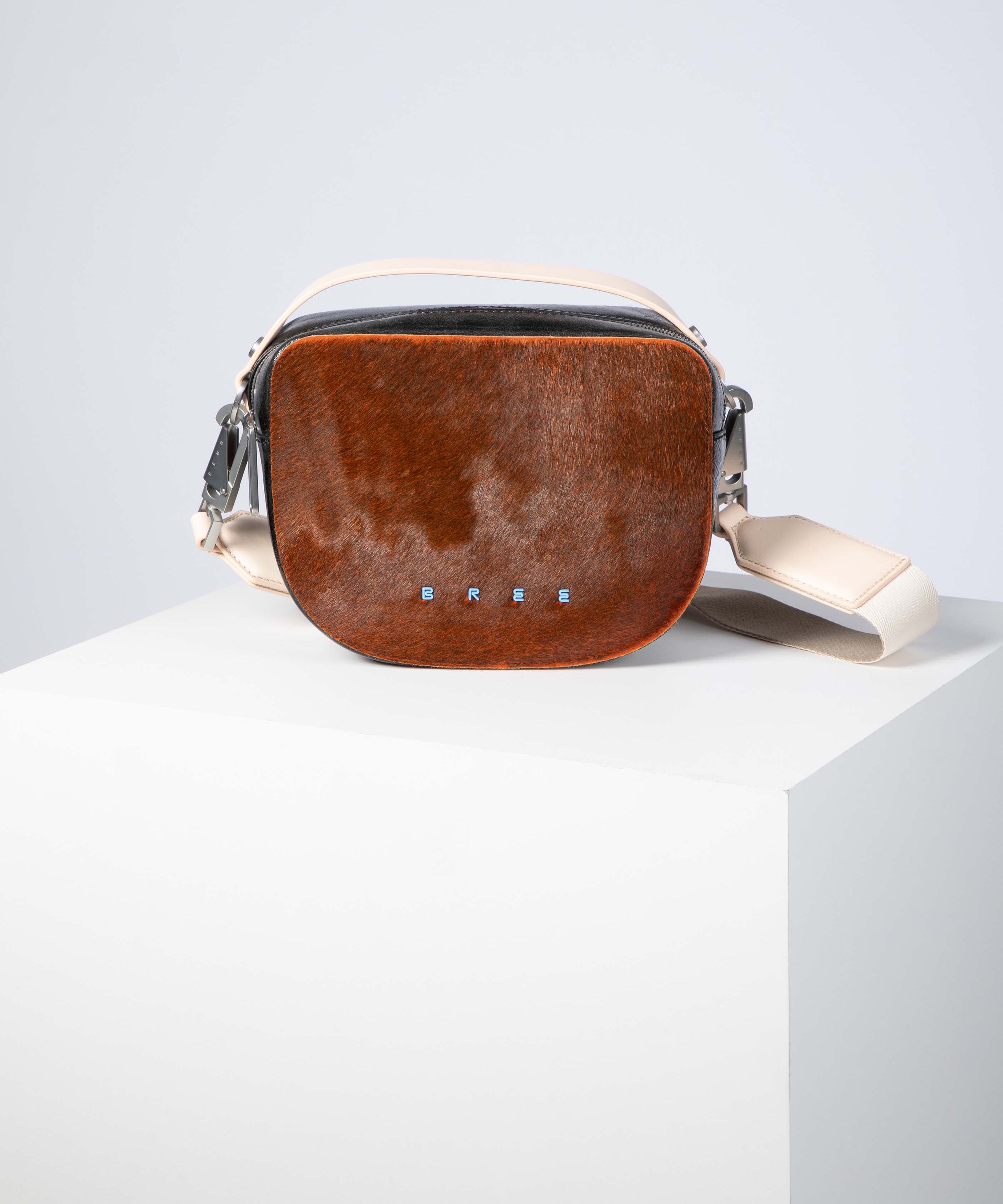 color:braun_ansicht:000000000000001_dokar:Z07_dokar-text:online inhalt