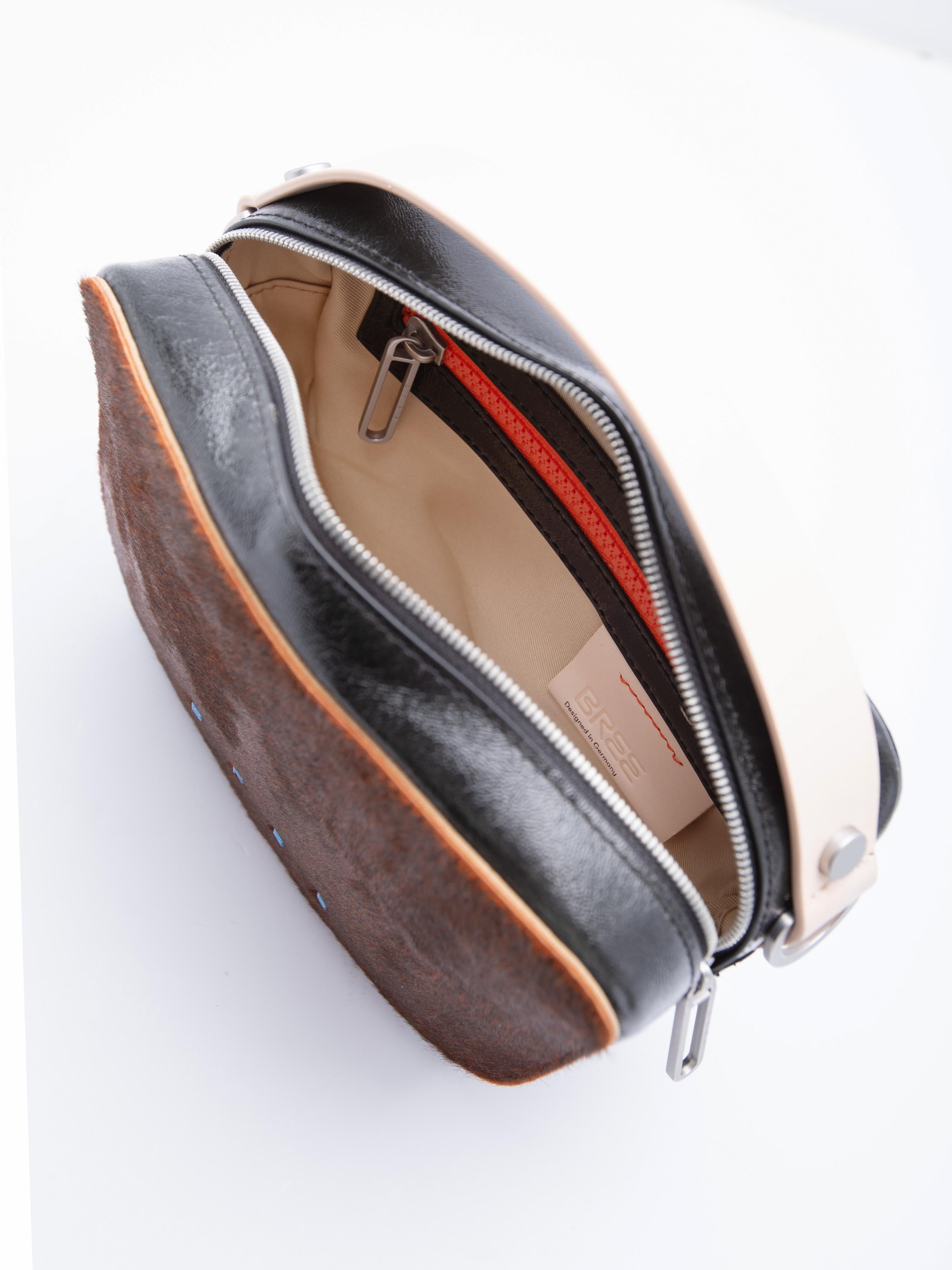 color:braun_ansicht:000000000000007_dokar:Z07_dokar-text:online inhalt