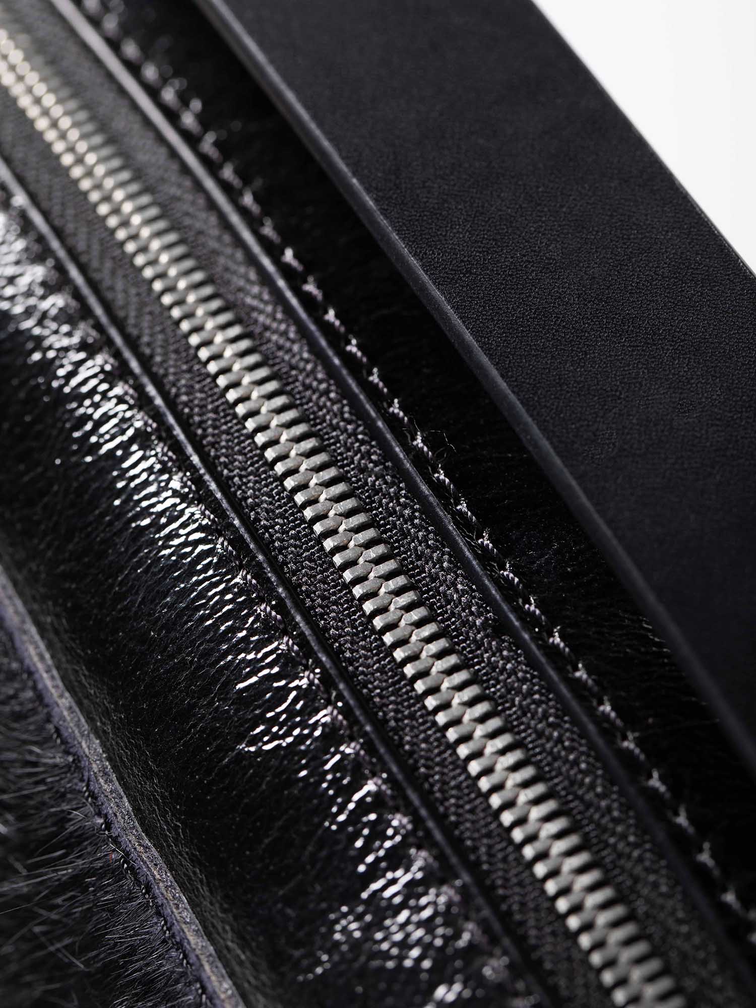 color:schwarz_ansicht:000000000000010_dokar:Z07_dokar-text:online inhalt