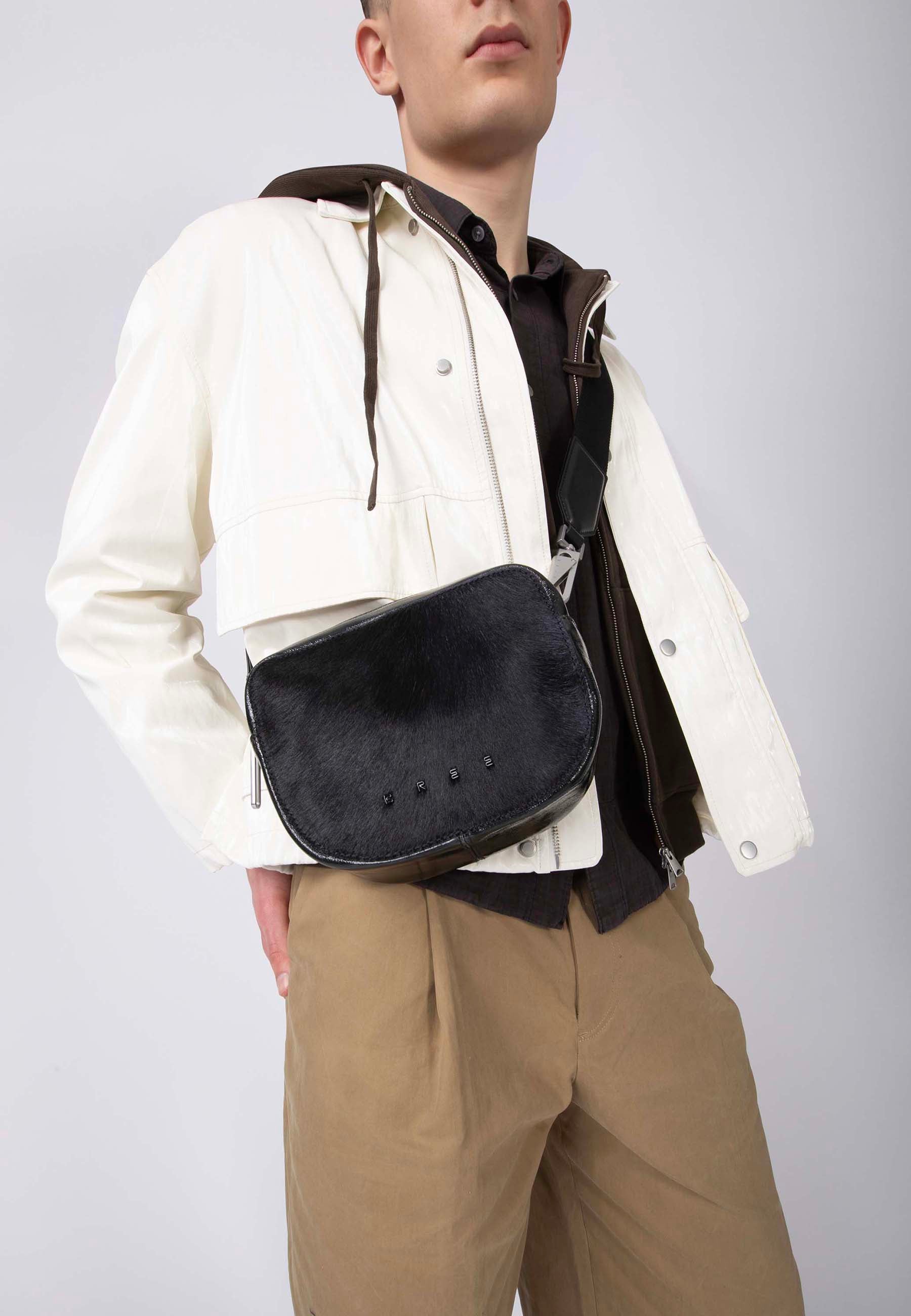 color:schwarz_ansicht:000000000000003_dokar:Z07_dokar-text:online inhalt