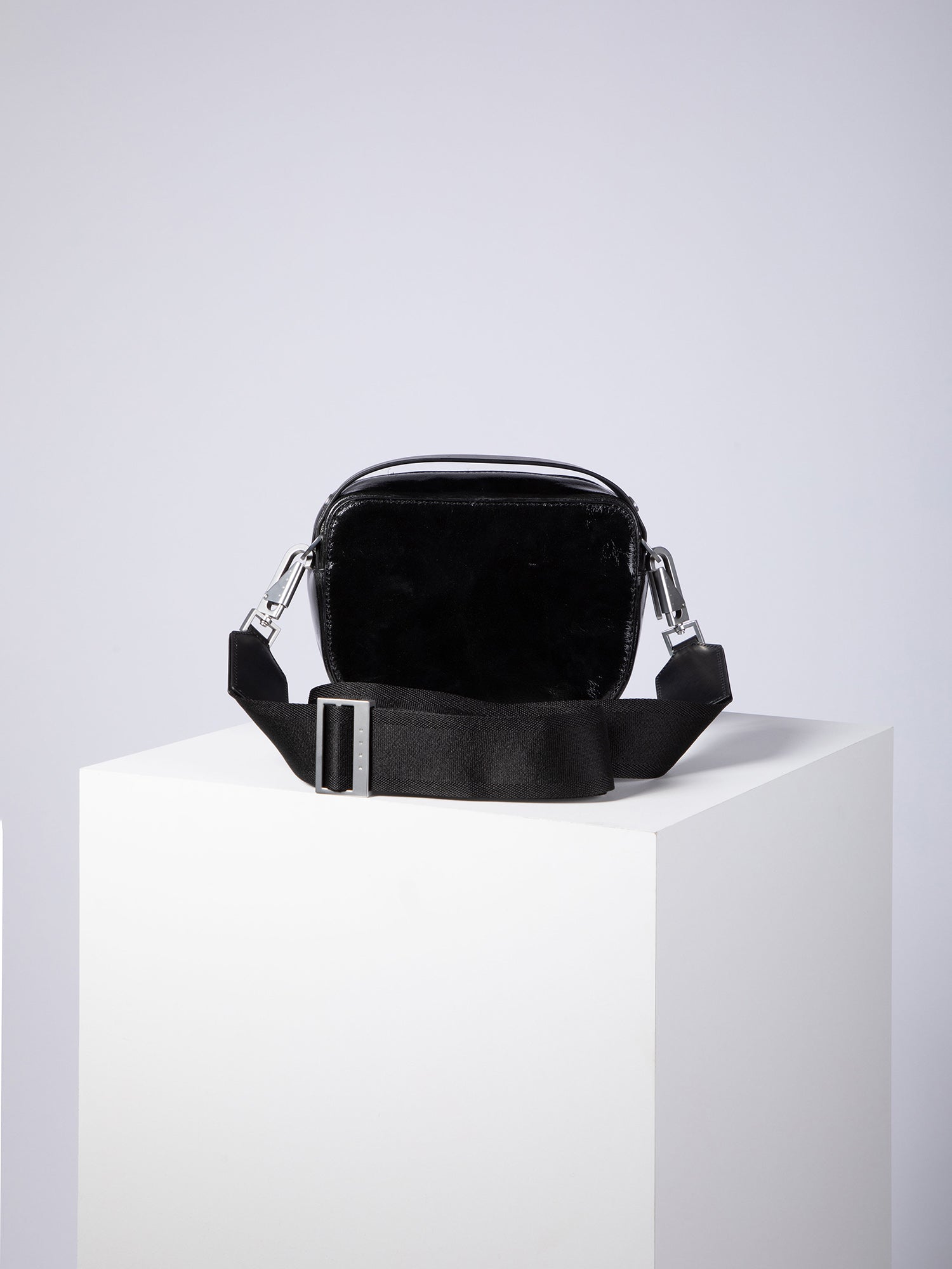 color:schwarz_ansicht:000000000000005_dokar:Z07_dokar-text:online inhalt