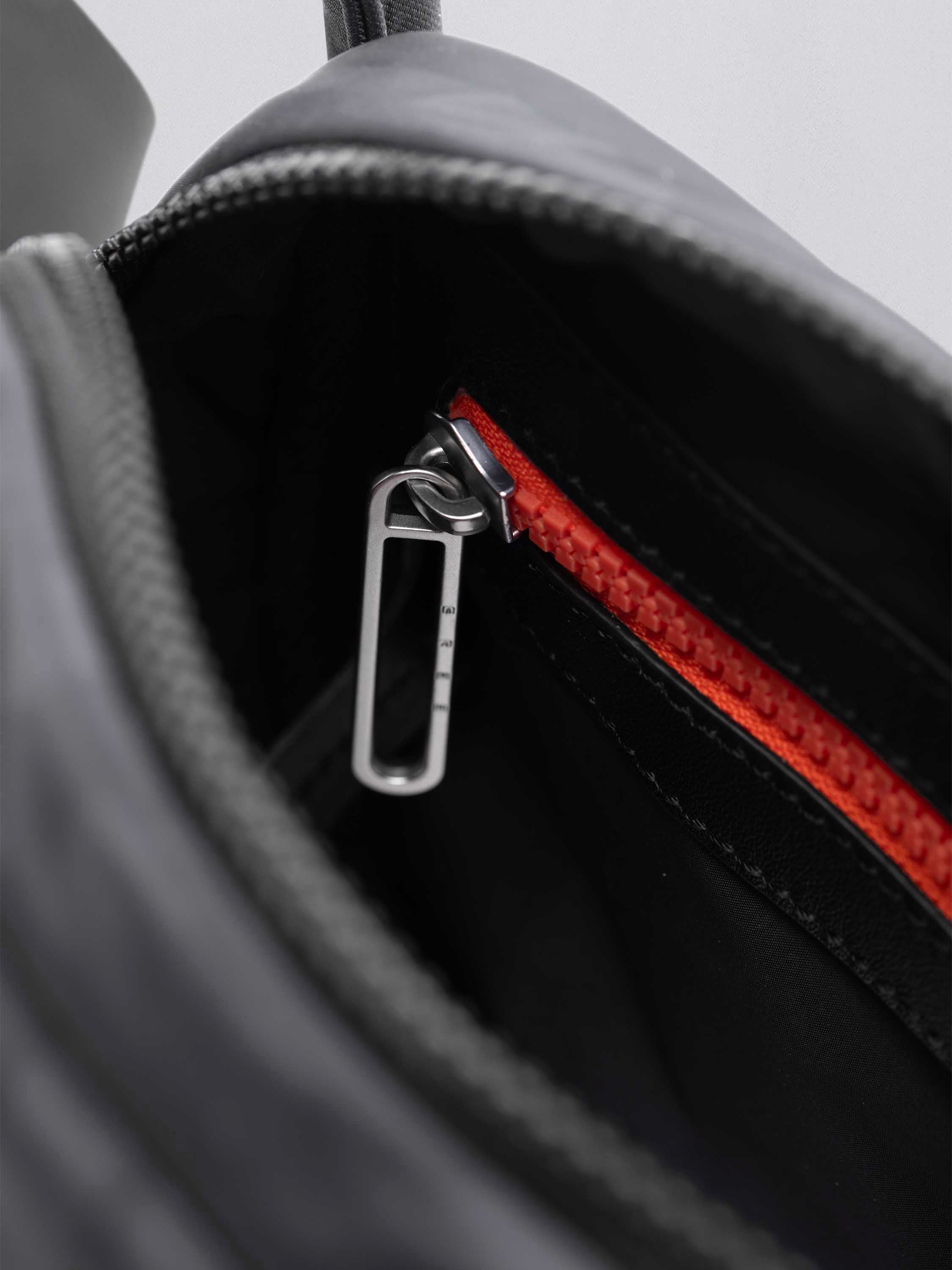 color:schwarz_ansicht:000000000000010_dokar:Z07_dokar-text:online inhalt