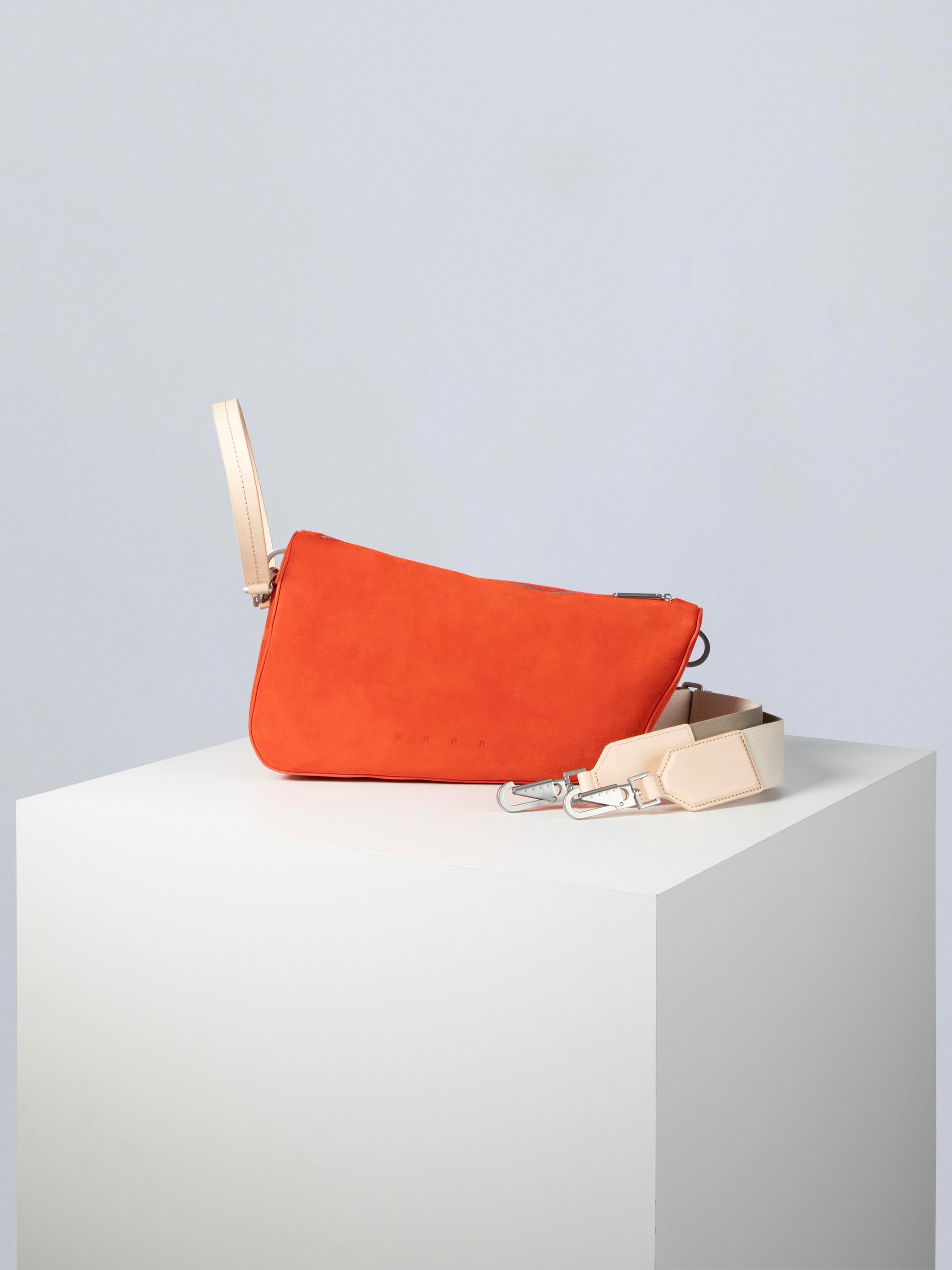 color:orange_ansicht:000000000000001_dokar:Z07_dokar-text:online inhalt