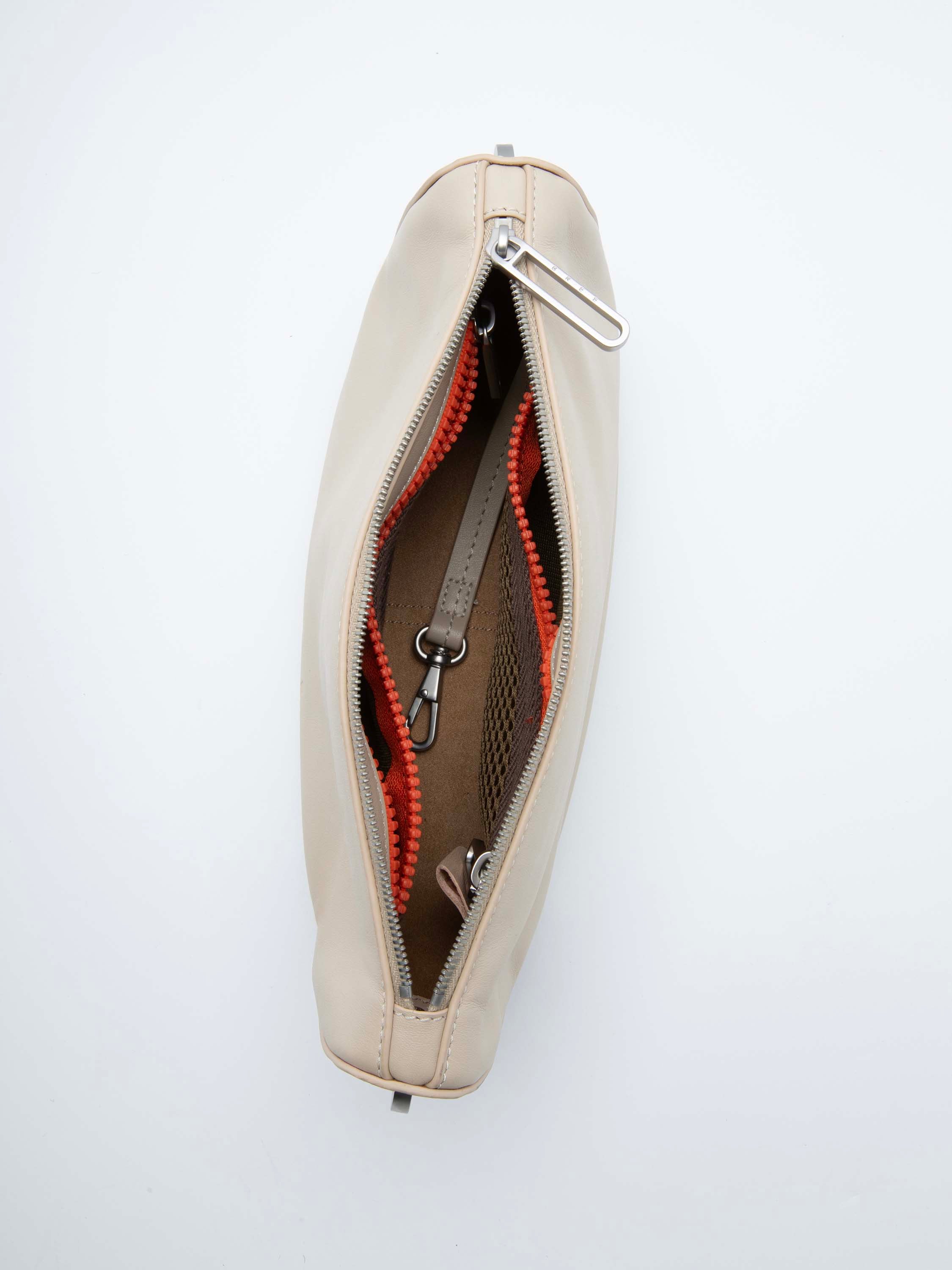 color:reines weiß_ansicht:000000000000007_dokar:Z07_dokar-text:online inhalt