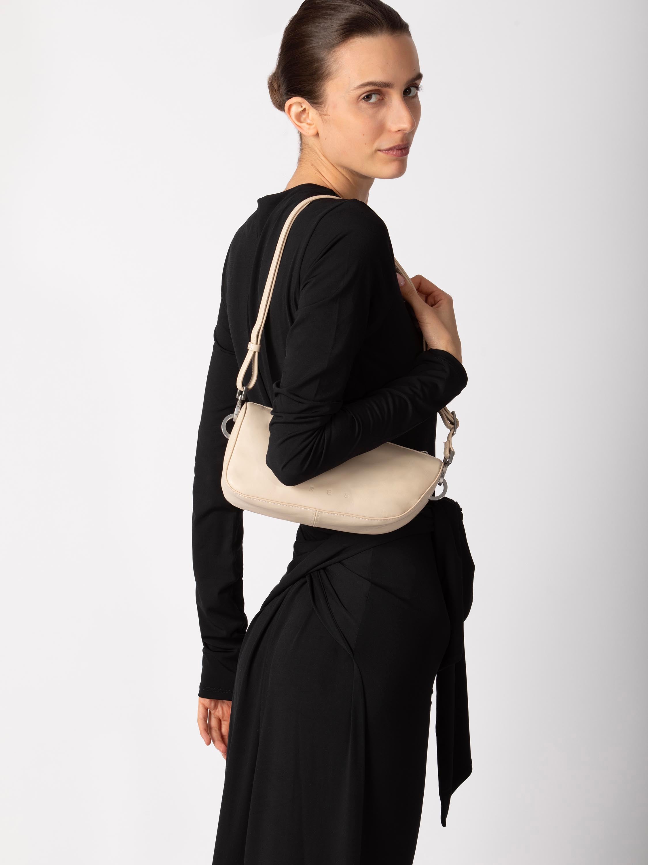 color:reines weiß_ansicht:000000000000009_dokar:Z07_dokar-text:online inhalt