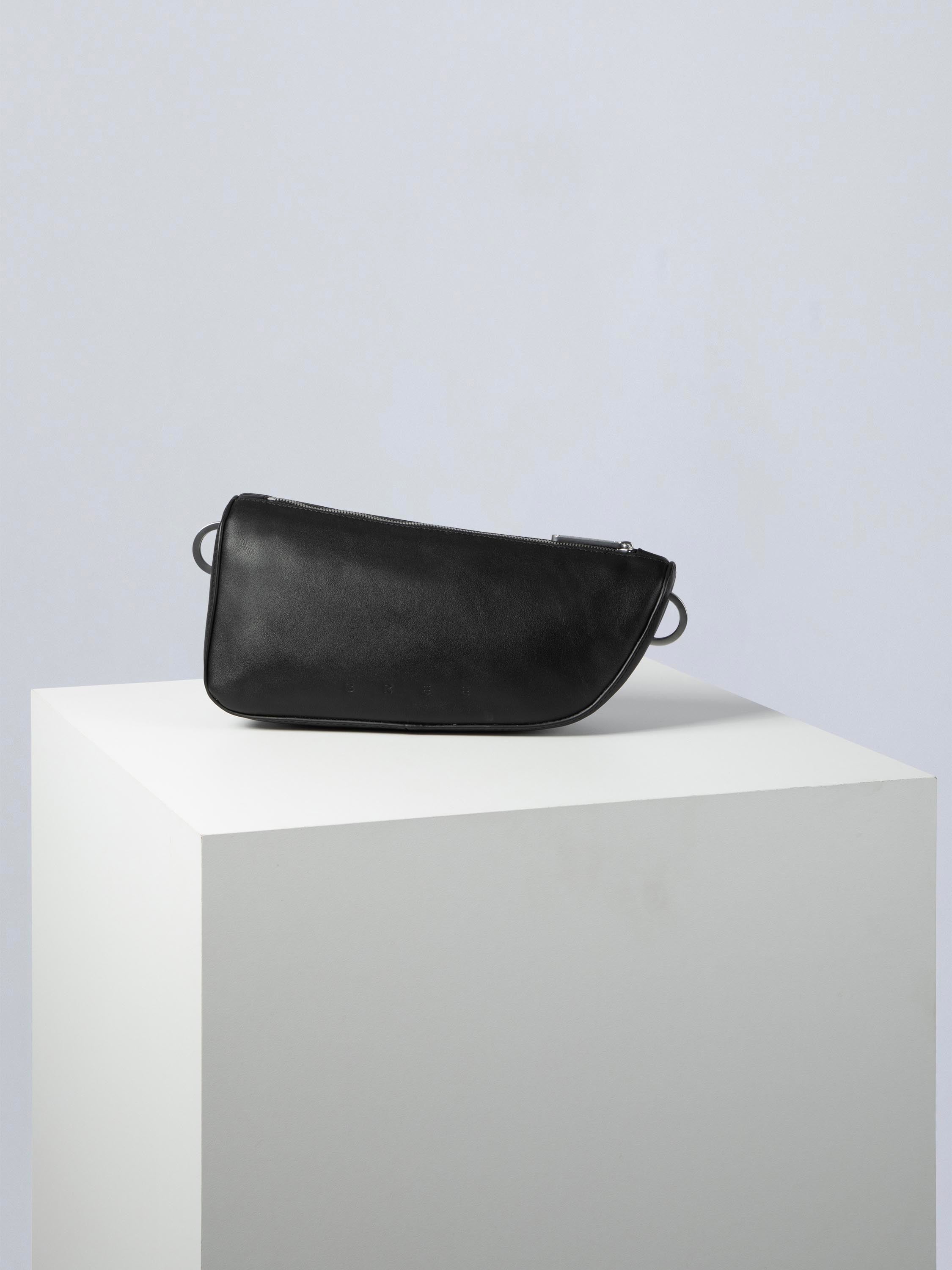 color:schwarz_ansicht:000000000000001_dokar:Z07_dokar-text:online inhalt