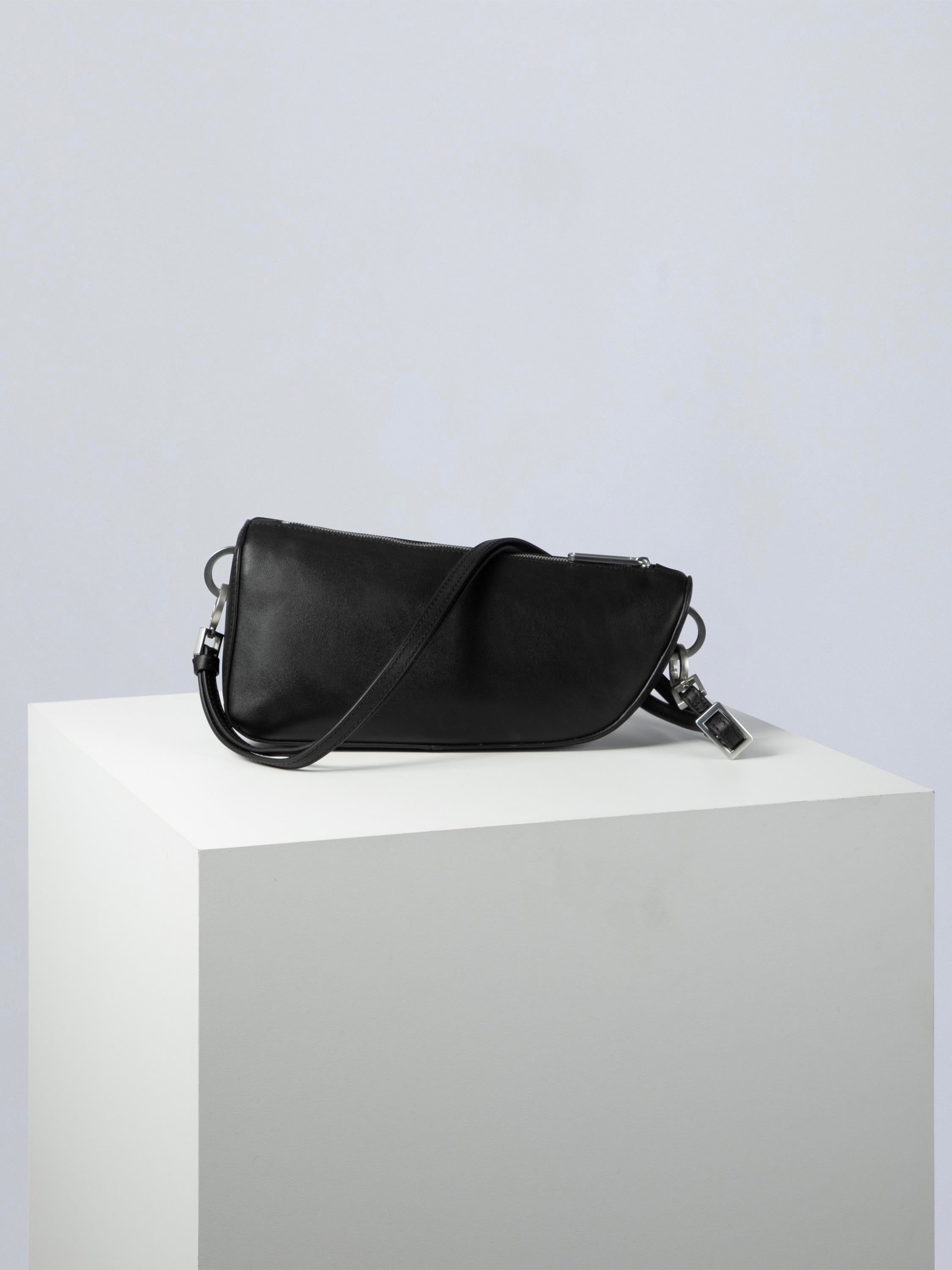 color:schwarz_ansicht:000000000000003_dokar:Z07_dokar-text:online inhalt