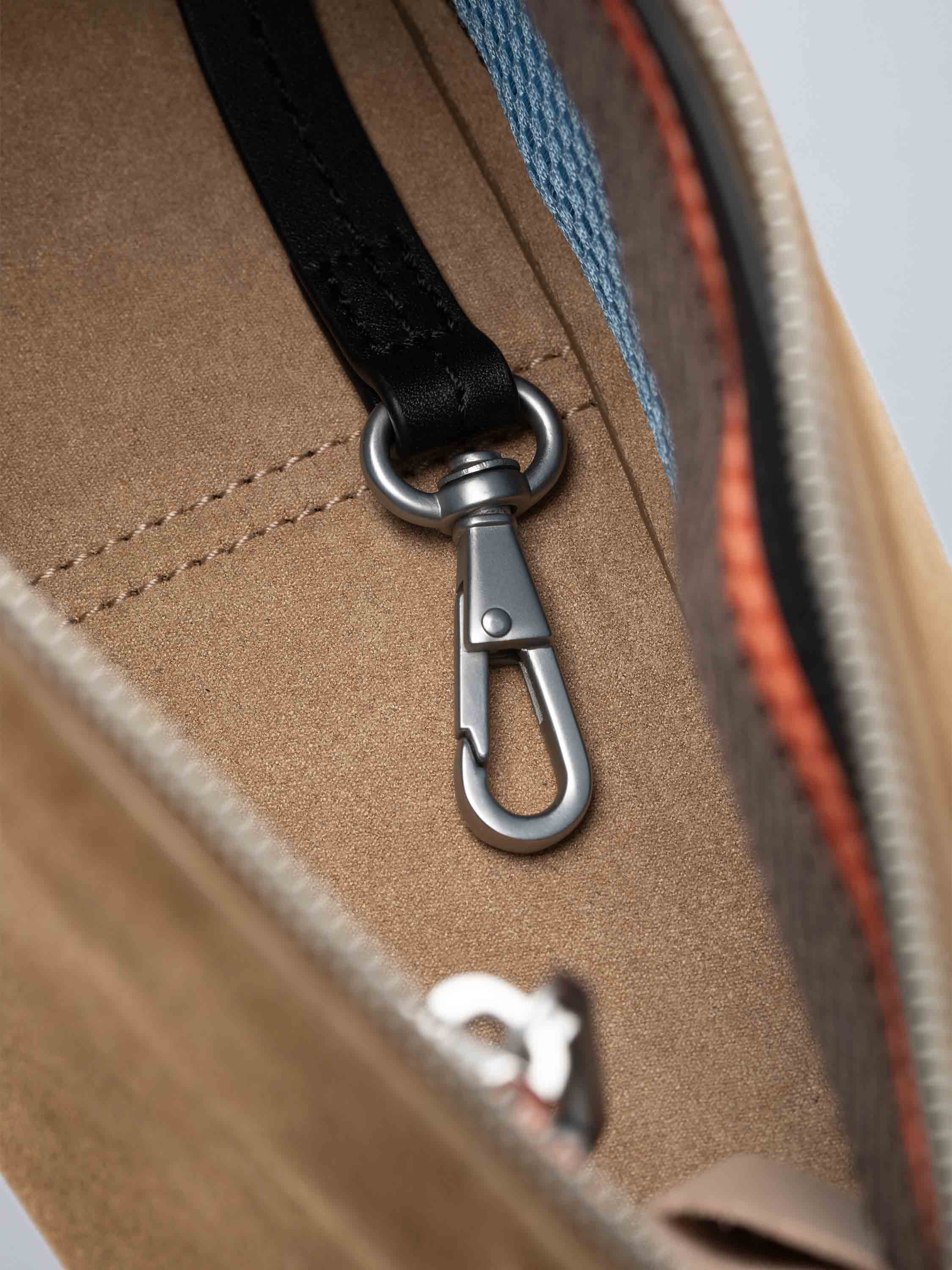 color:braun_ansicht:000000000000005_dokar:Z07_dokar-text:online inhalt