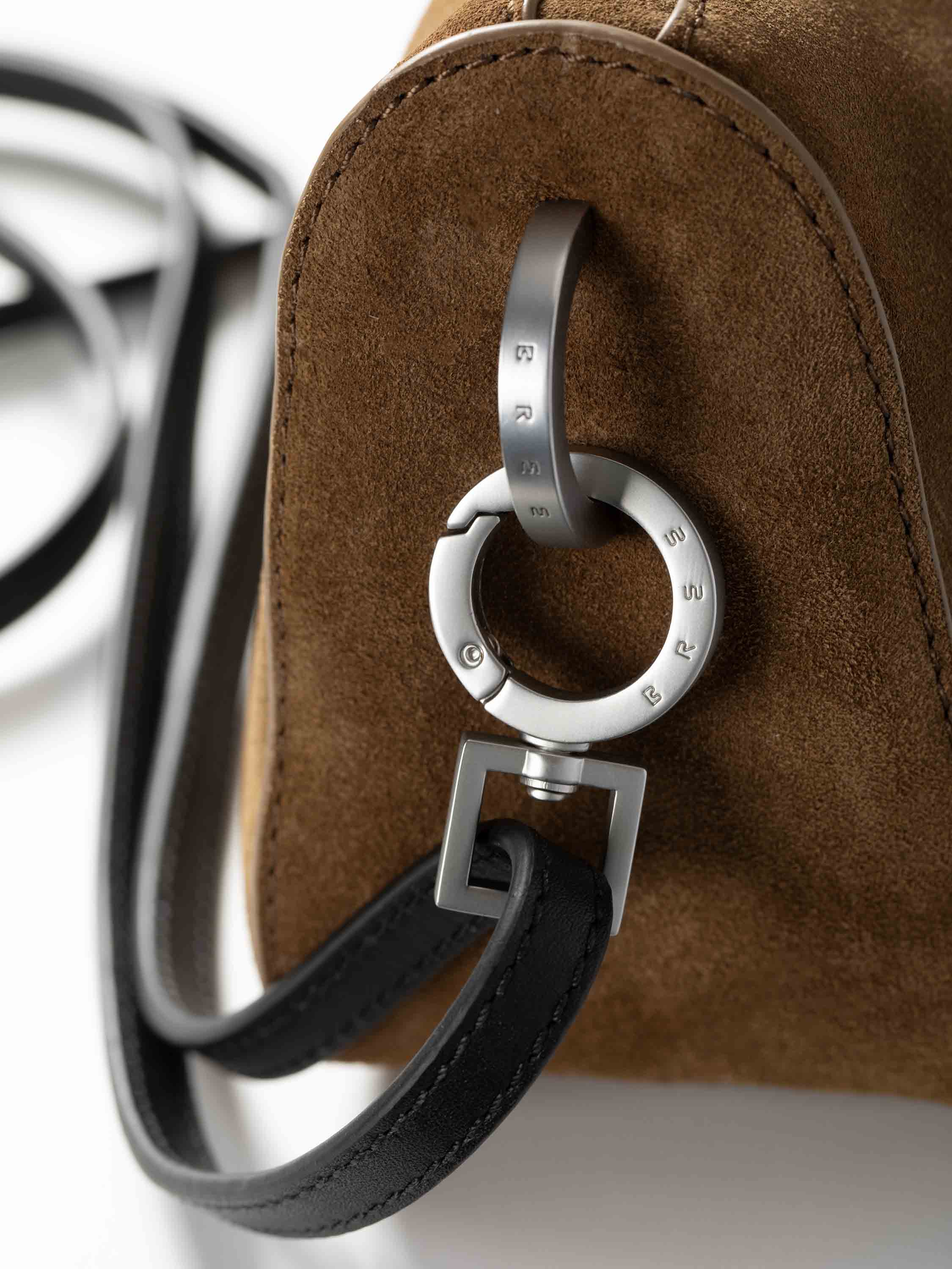 color:braun_ansicht:000000000000006_dokar:Z07_dokar-text:online inhalt