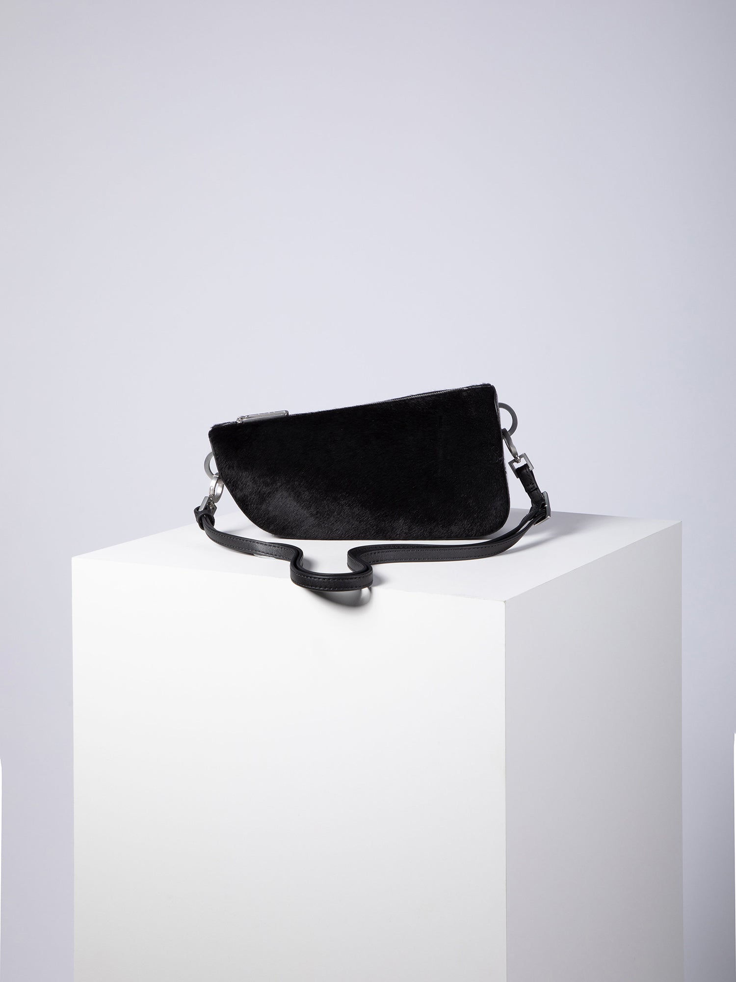 color:schwarz_ansicht:000000000000004_dokar:Z07_dokar-text:online inhalt