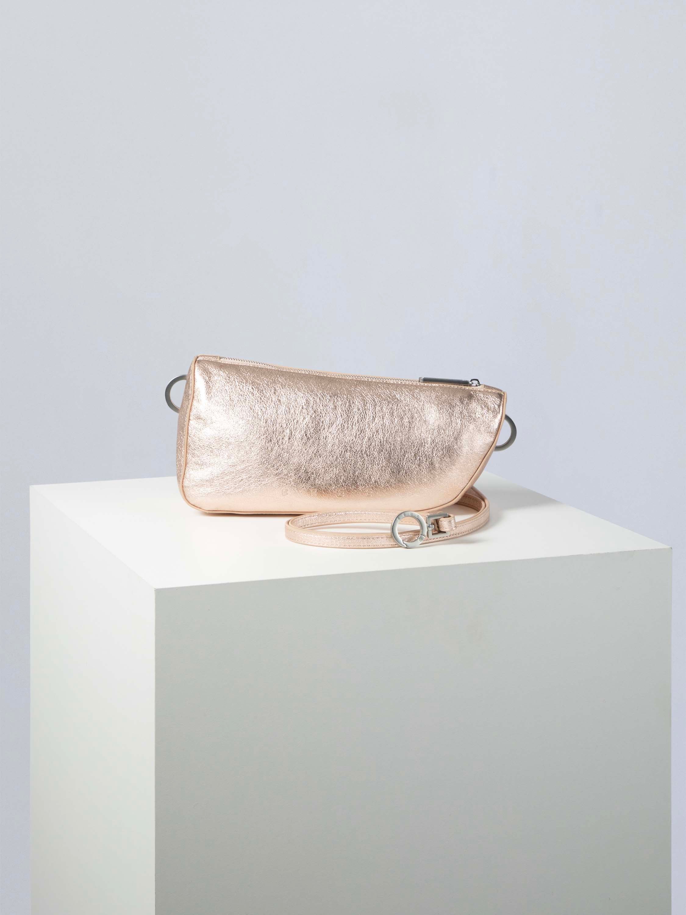 color:rose_ansicht:000000000000001_dokar:Z07_dokar-text:online inhalt