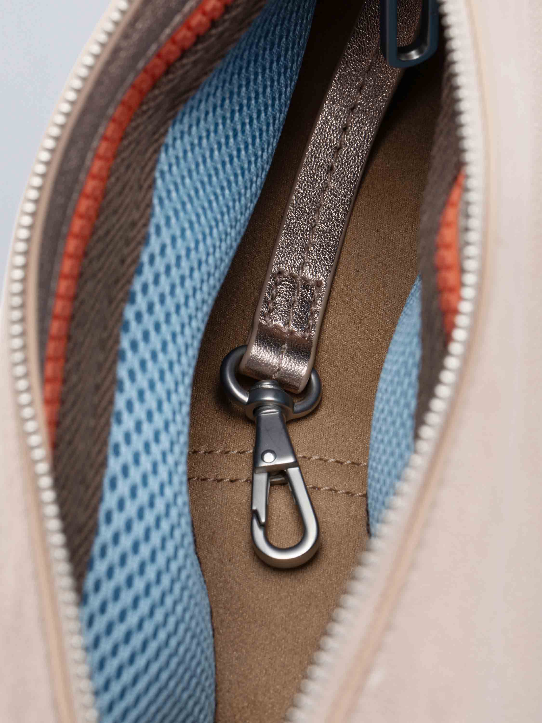 color:rose_ansicht:000000000000007_dokar:Z07_dokar-text:online inhalt