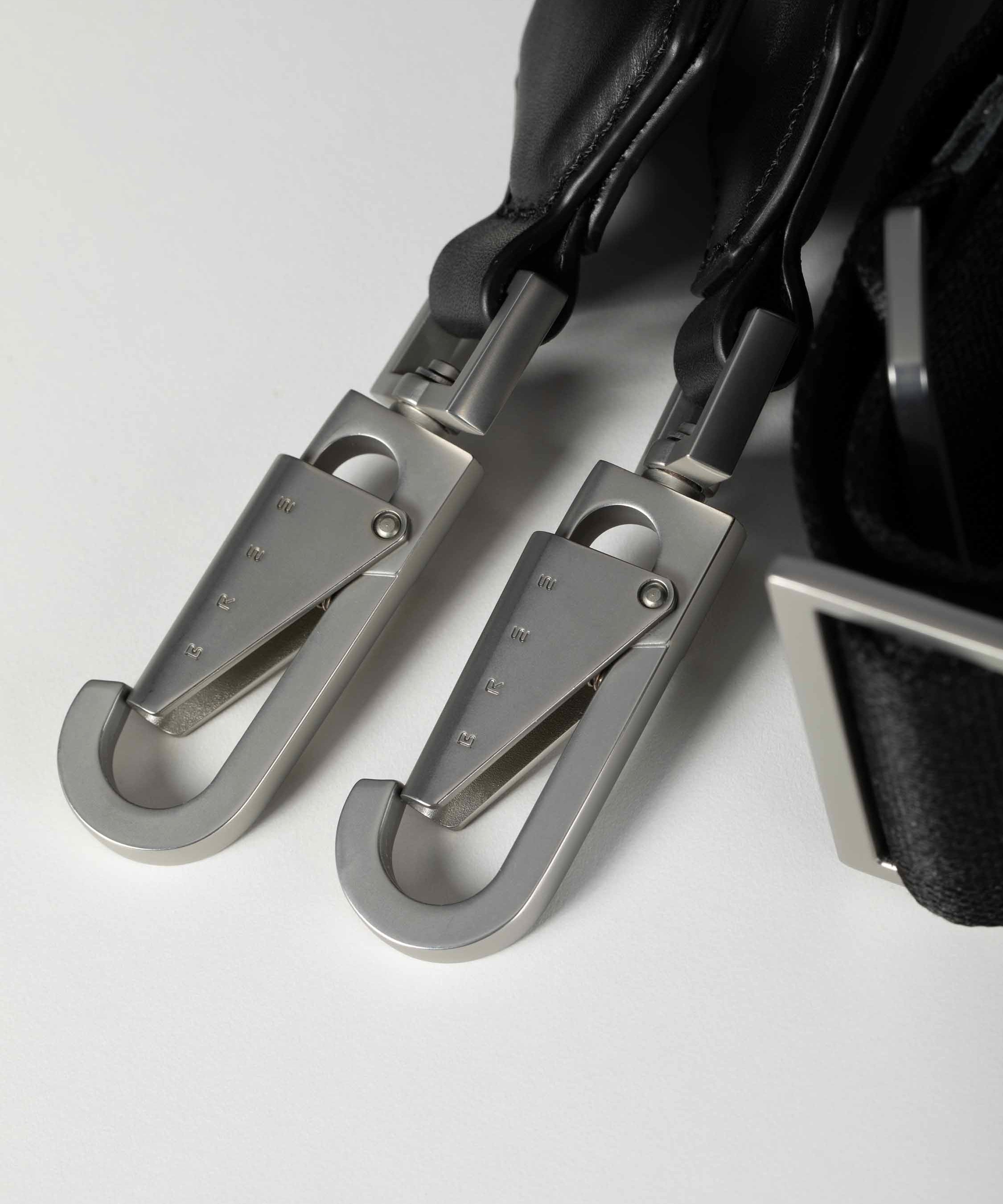 color:schwarz_ansicht:000000000000005_dokar:Z07_dokar-text:online inhalt