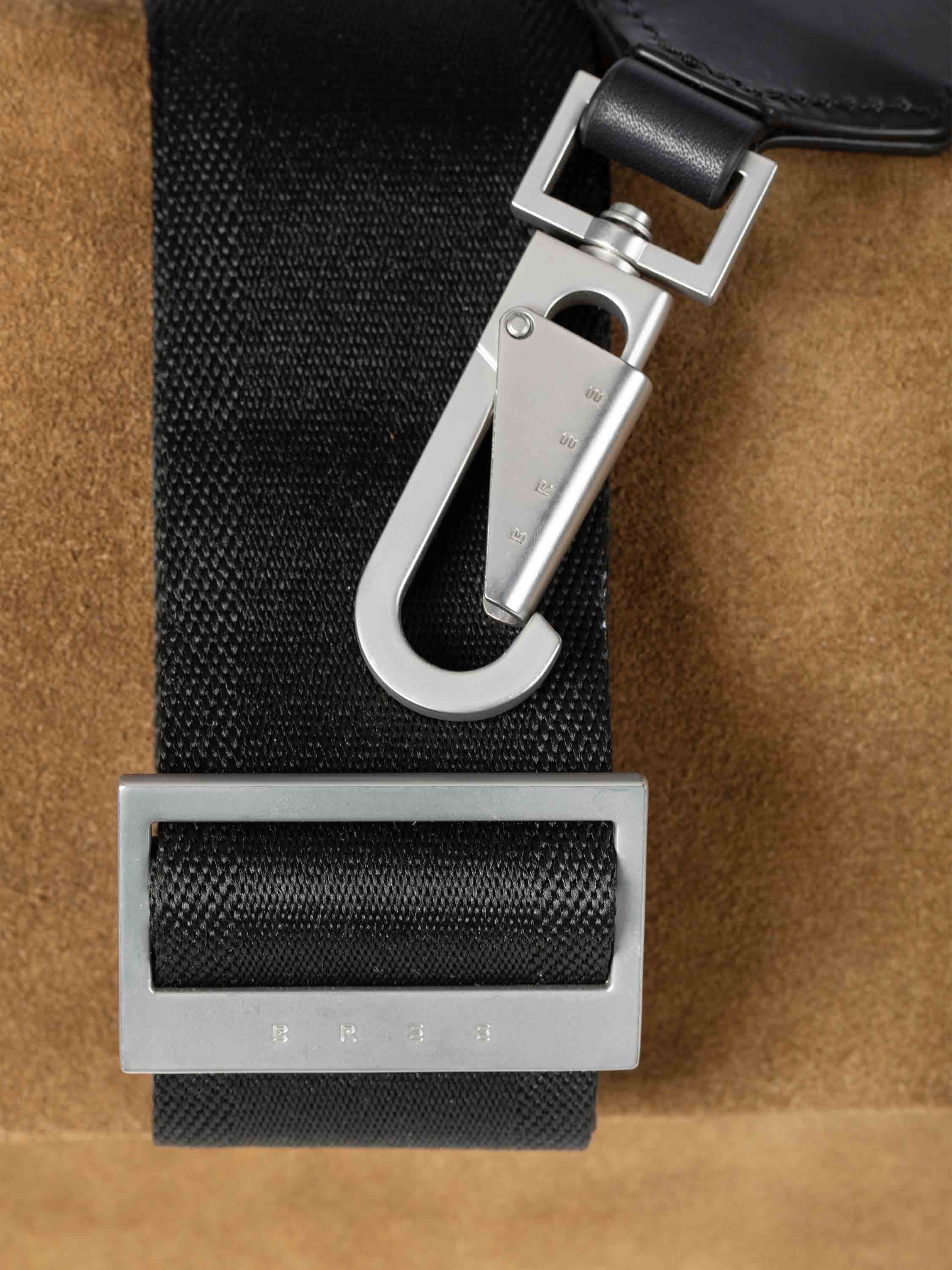 color:braun_ansicht:000000000000011_dokar:Z07_dokar-text:online inhalt