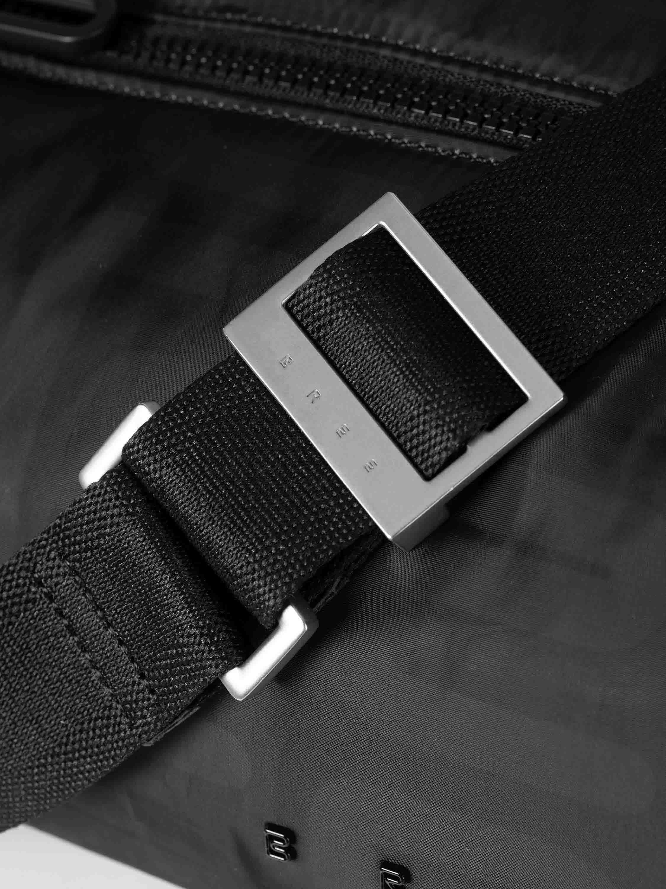 color:schwarz_ansicht:000000000000011_dokar:Z07_dokar-text:online inhalt