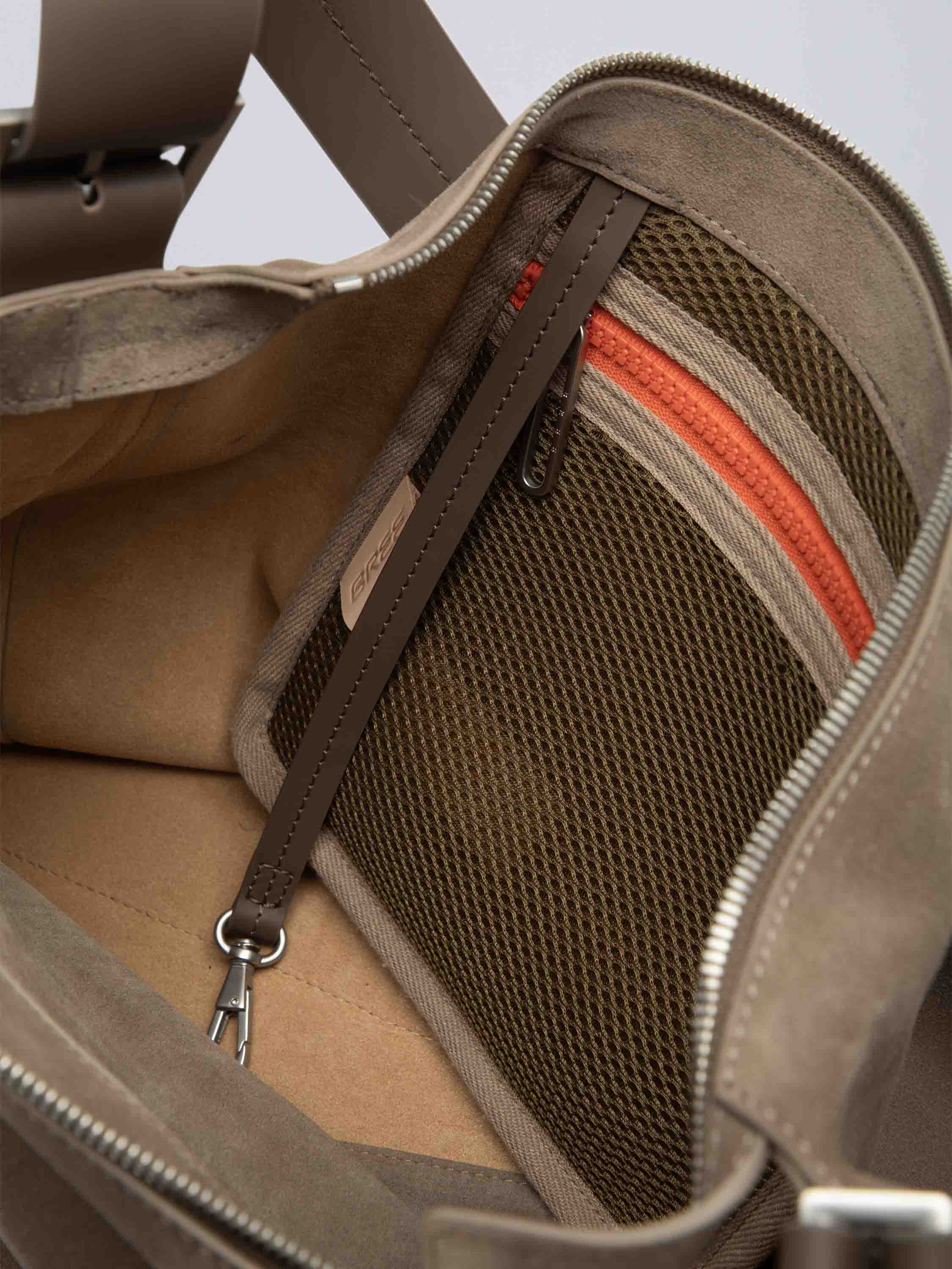 color:taupe_ansicht:000000000000006_dokar:Z07_dokar-text:online inhalt