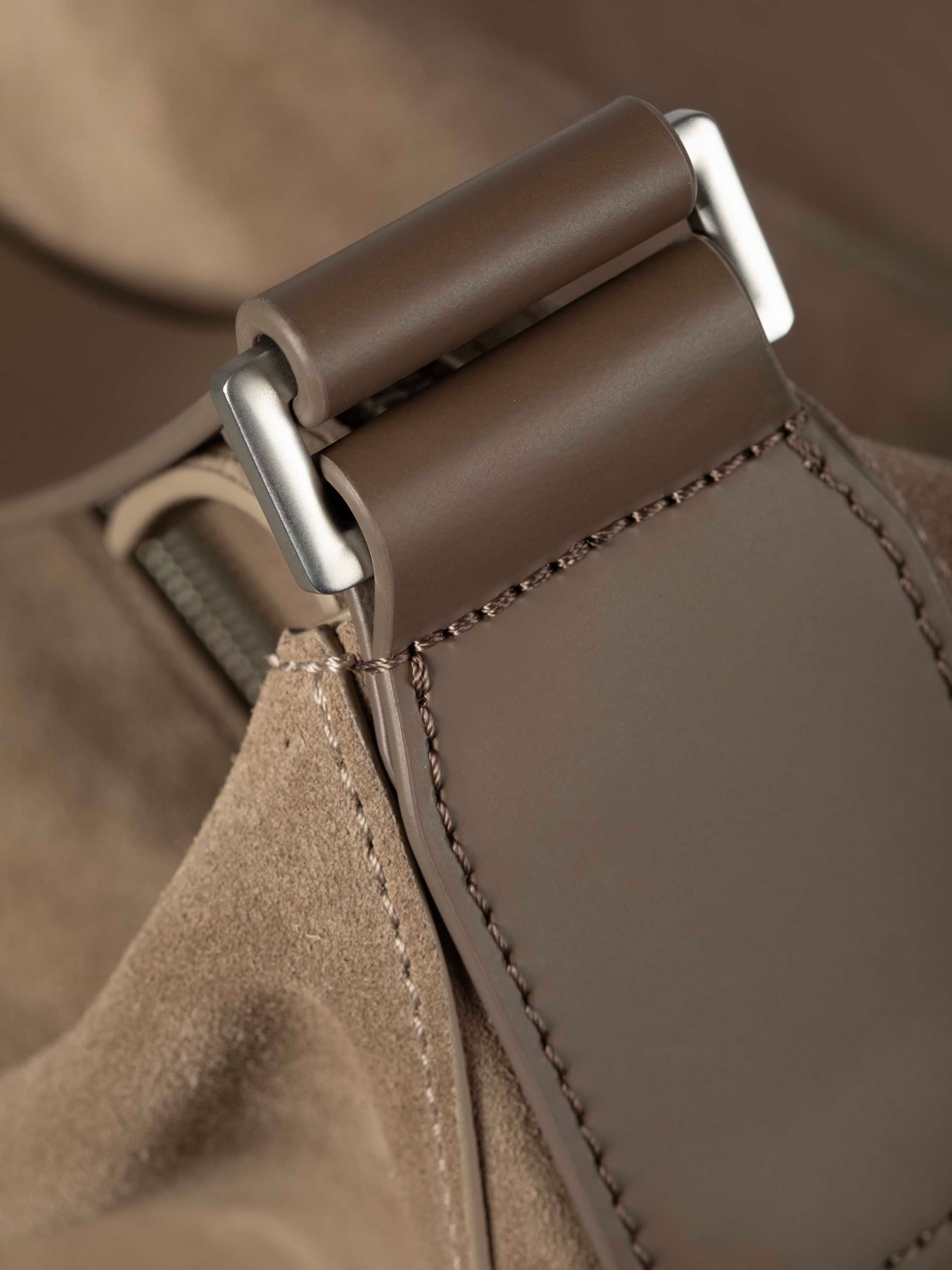 color:taupe_ansicht:000000000000008_dokar:Z07_dokar-text:online inhalt