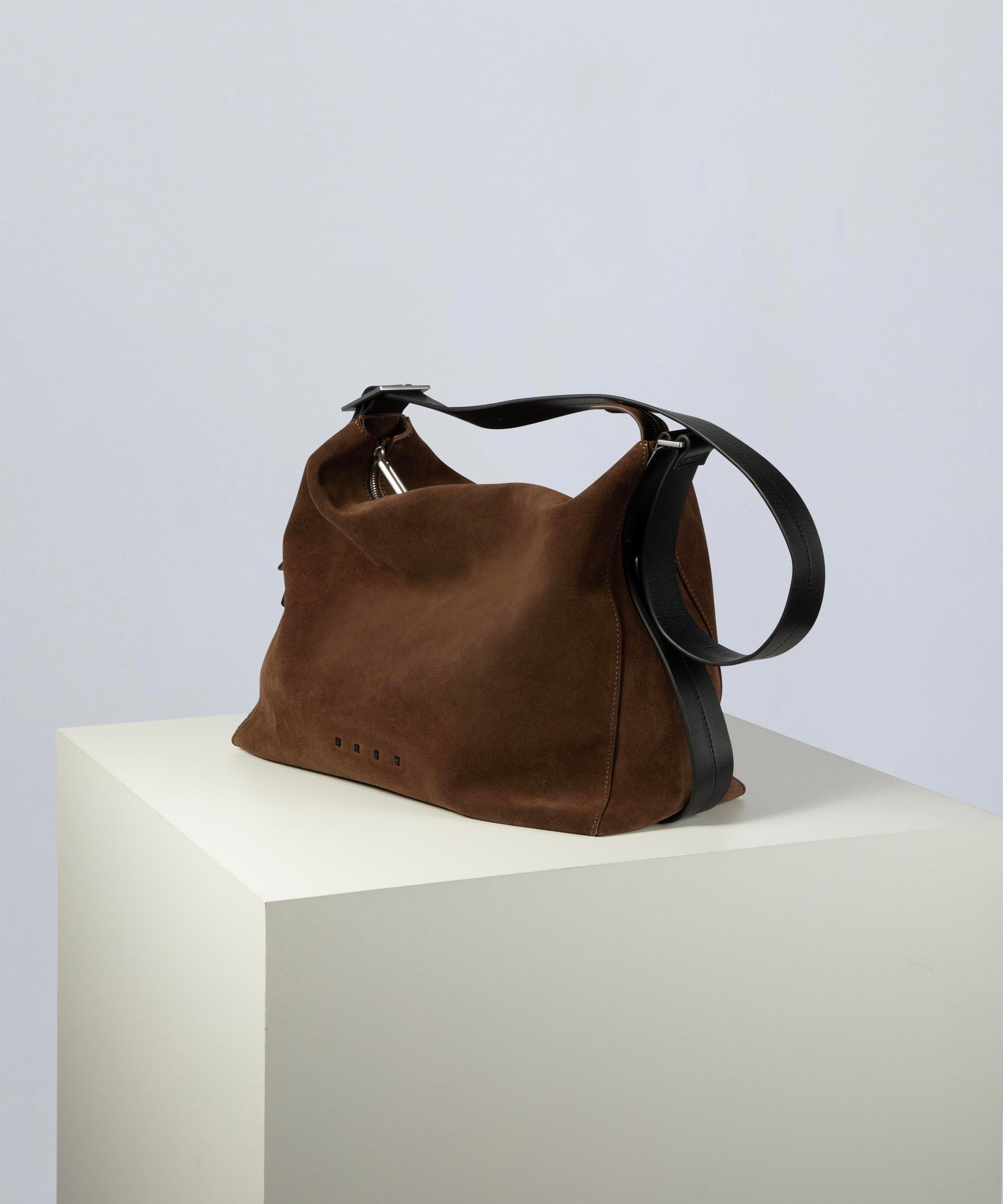 color:dunkelbraun_ansicht:000000000000002_dokar:Z07_dokar-text:online inhalt