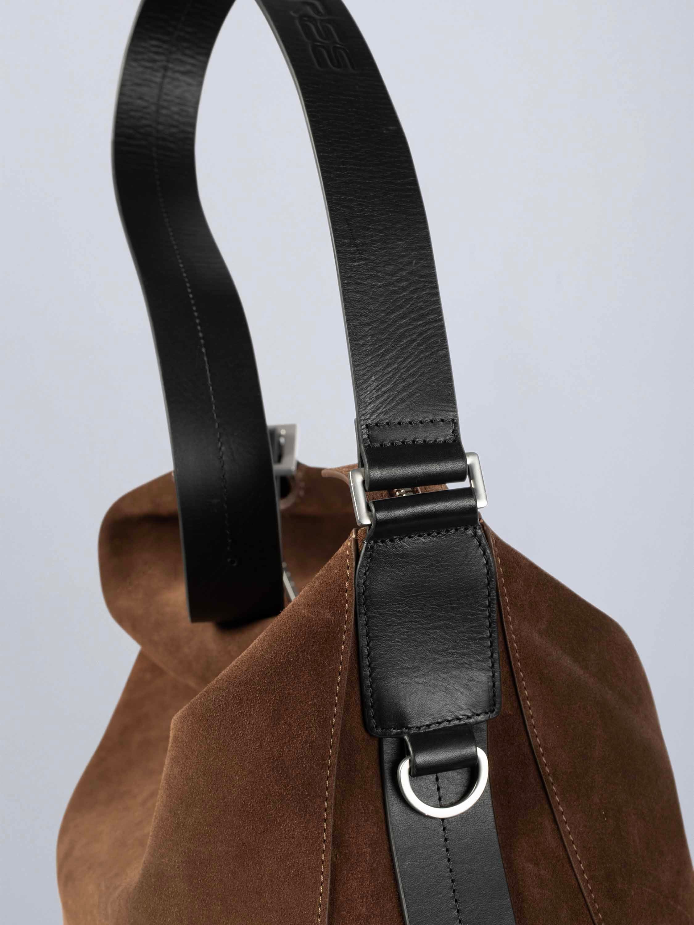 color:dunkelbraun_ansicht:000000000000007_dokar:Z07_dokar-text:online inhalt