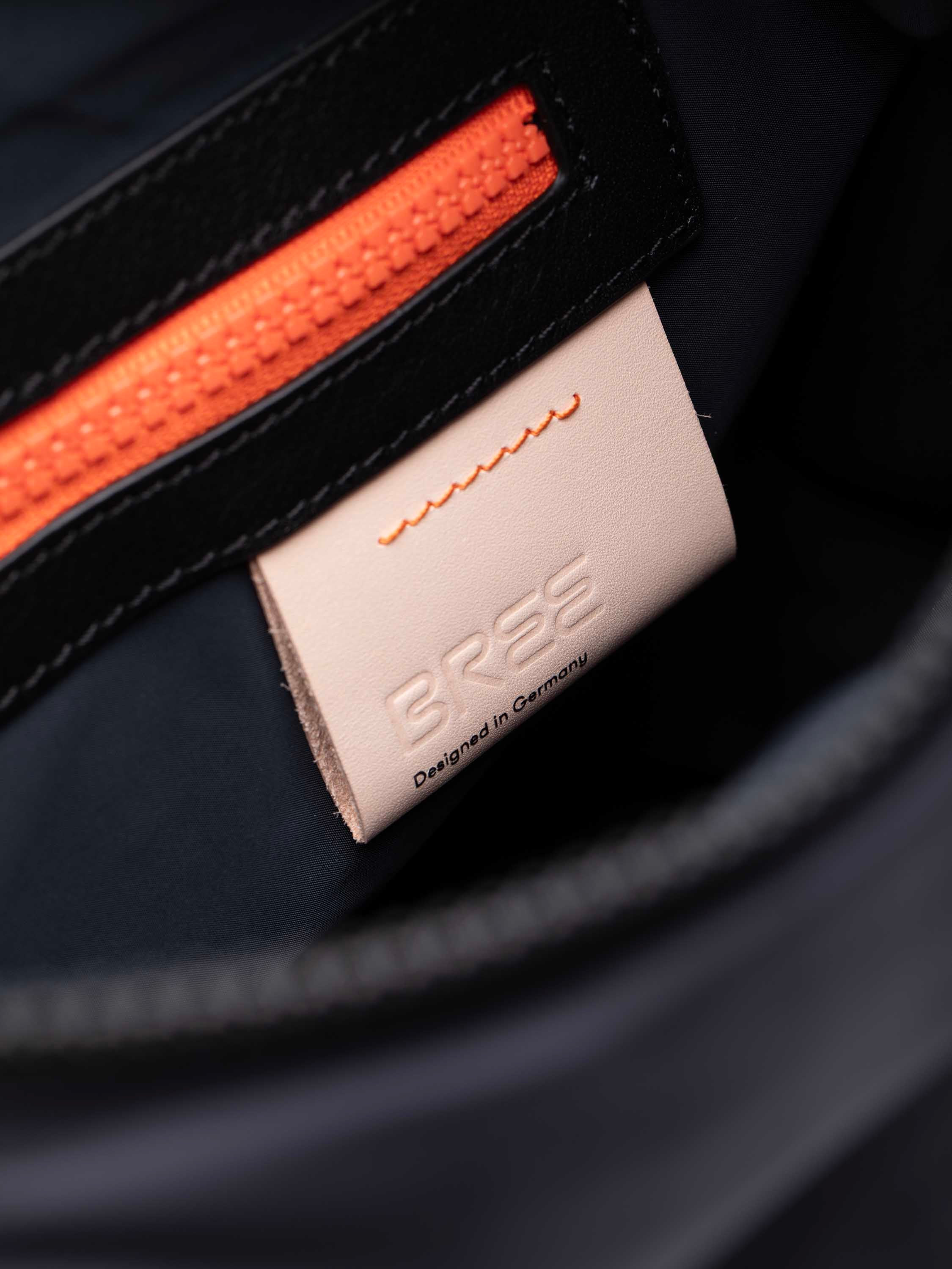 color:schwarz_ansicht:000000000000010_dokar:Z07_dokar-text:online inhalt