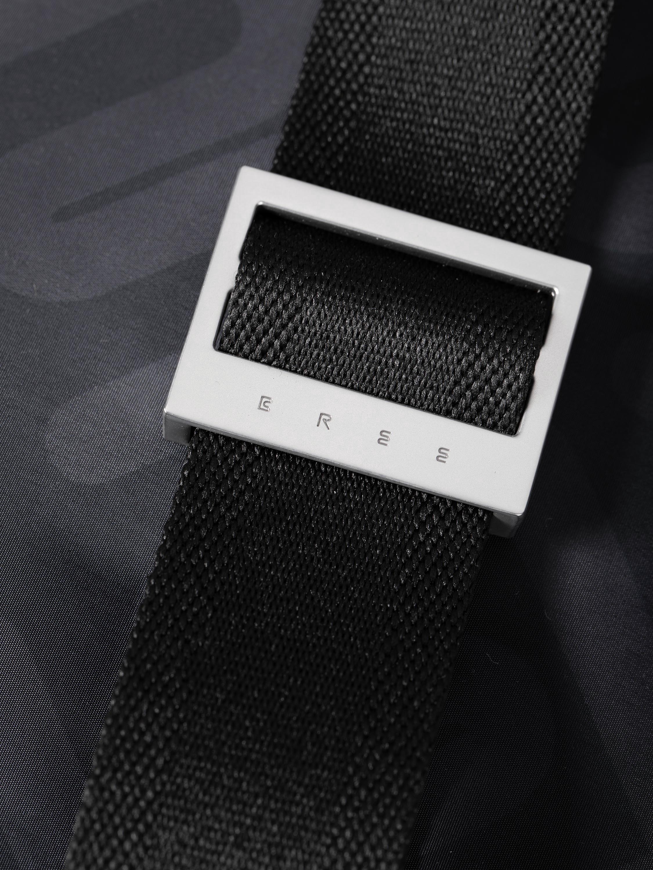 color:schwarz_ansicht:000000000000008_dokar:Z07_dokar-text:online inhalt