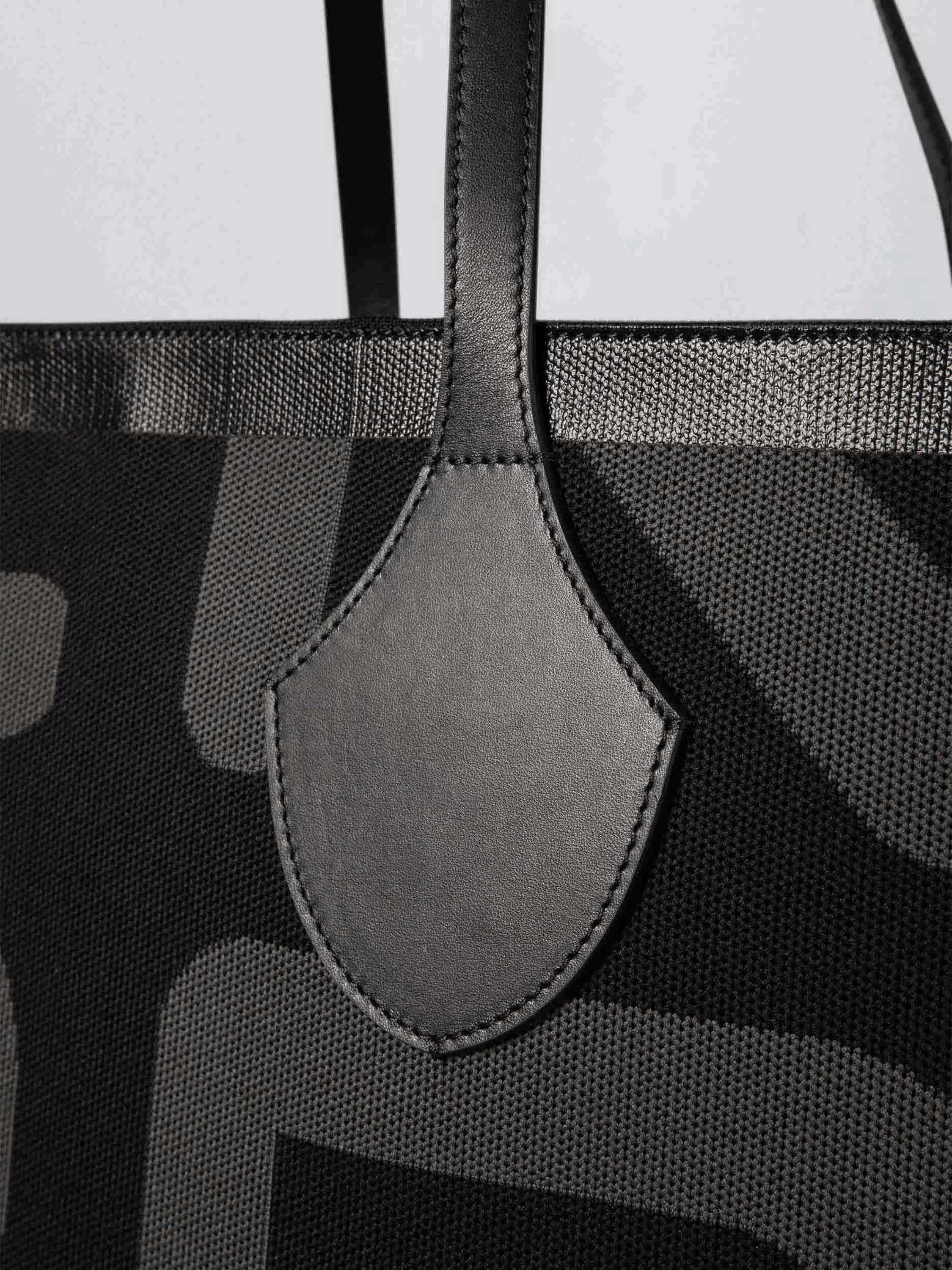 color:schwarz_ansicht:000000000000007_dokar:Z07_dokar-text:online inhalt