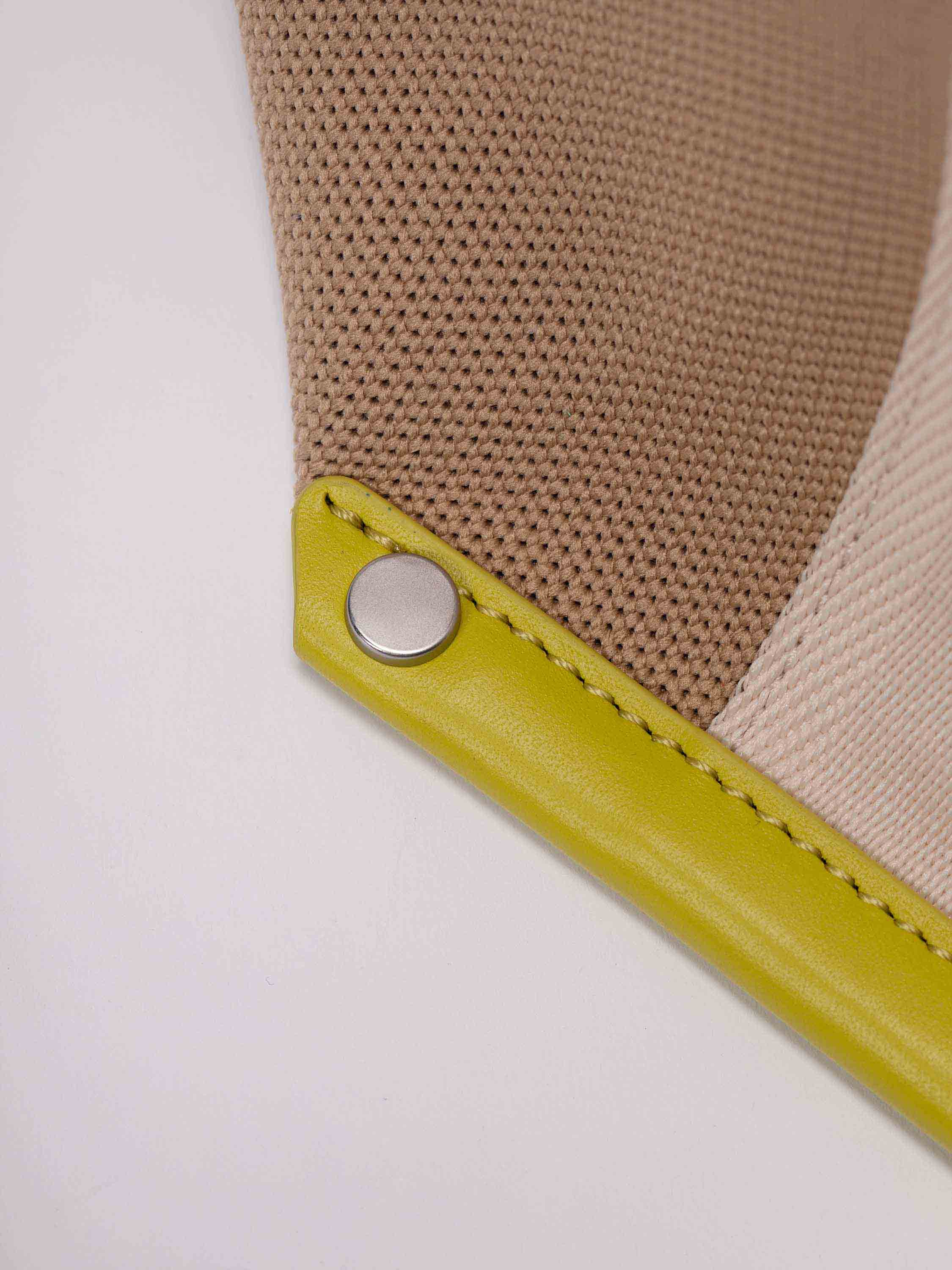 color:beige_ansicht:000000000000007_dokar:Z07_dokar-text:online inhalt
