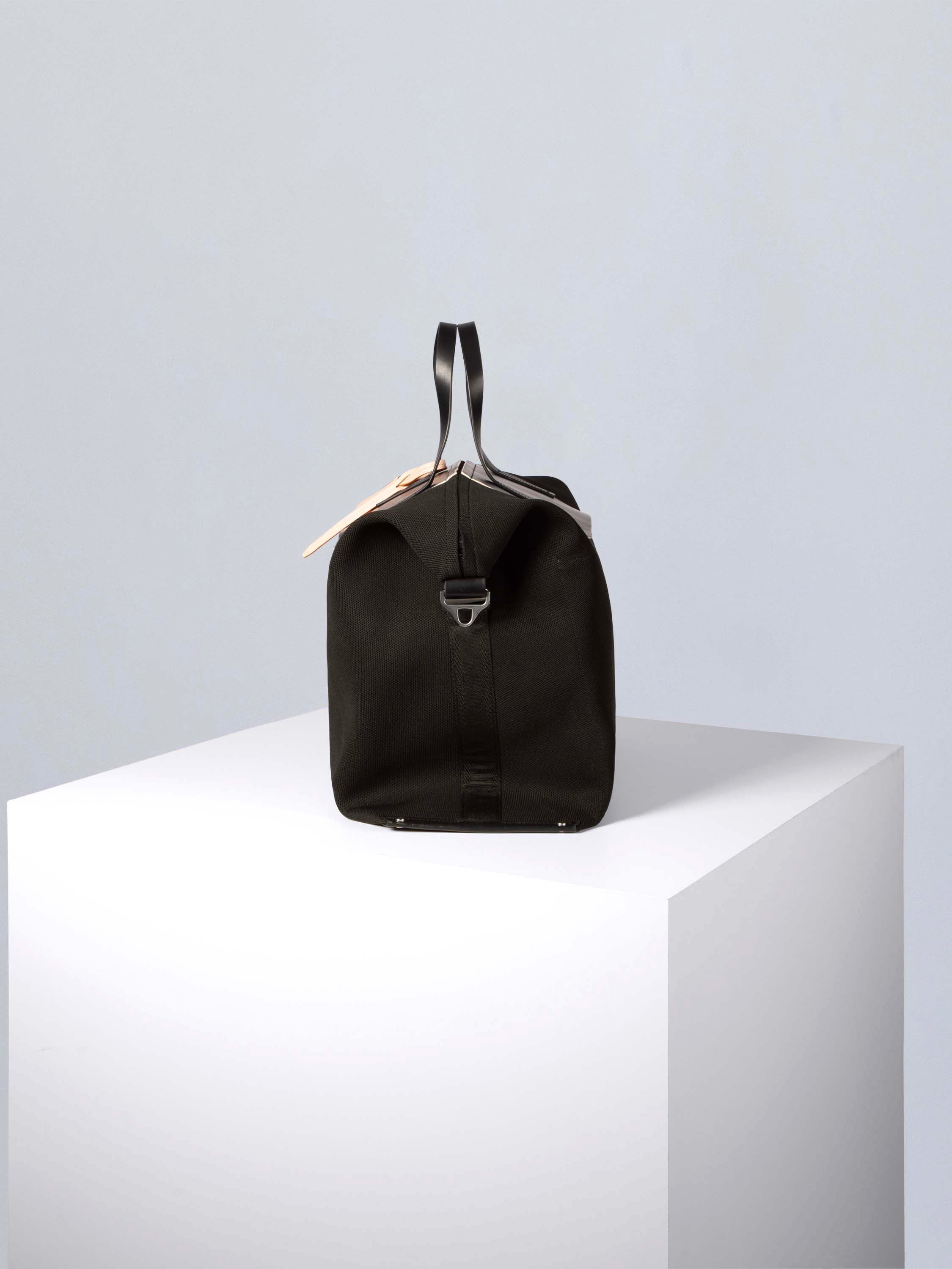 color:schwarz_ansicht:000000000000012_dokar:Z07_dokar-text:online inhalt