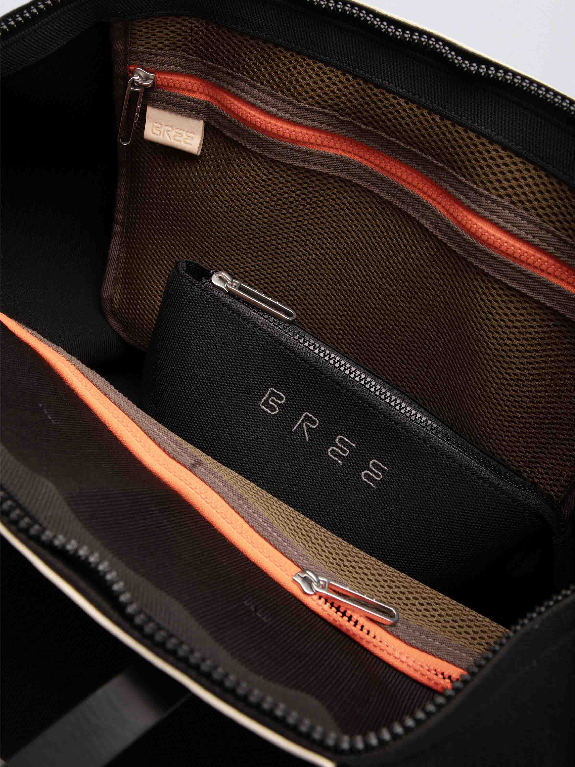 color:schwarz_ansicht:000000000000008_dokar:Z07_dokar-text:online inhalt