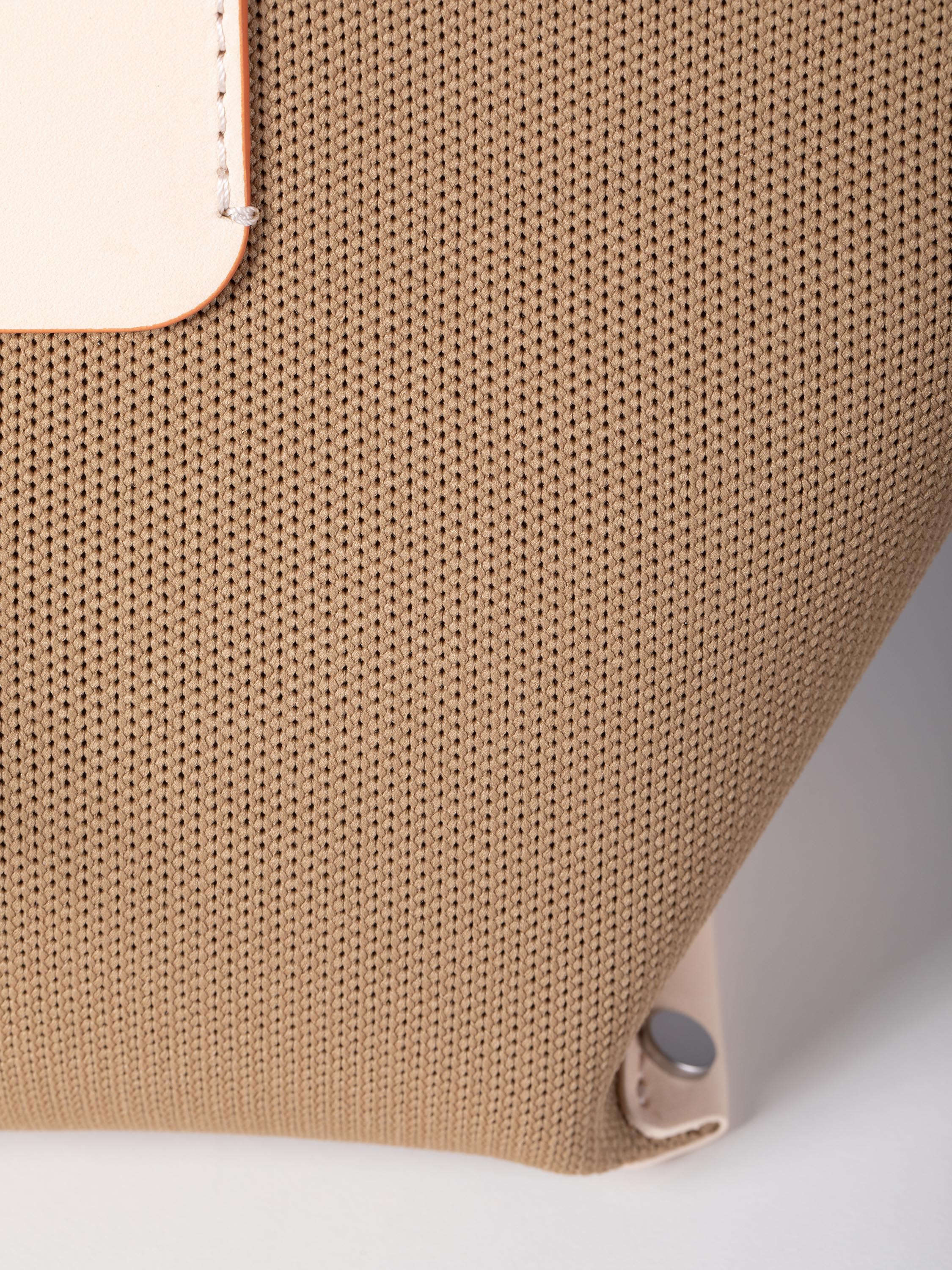 color:camel_ansicht:000000000000005_dokar:Z07_dokar-text:online inhalt