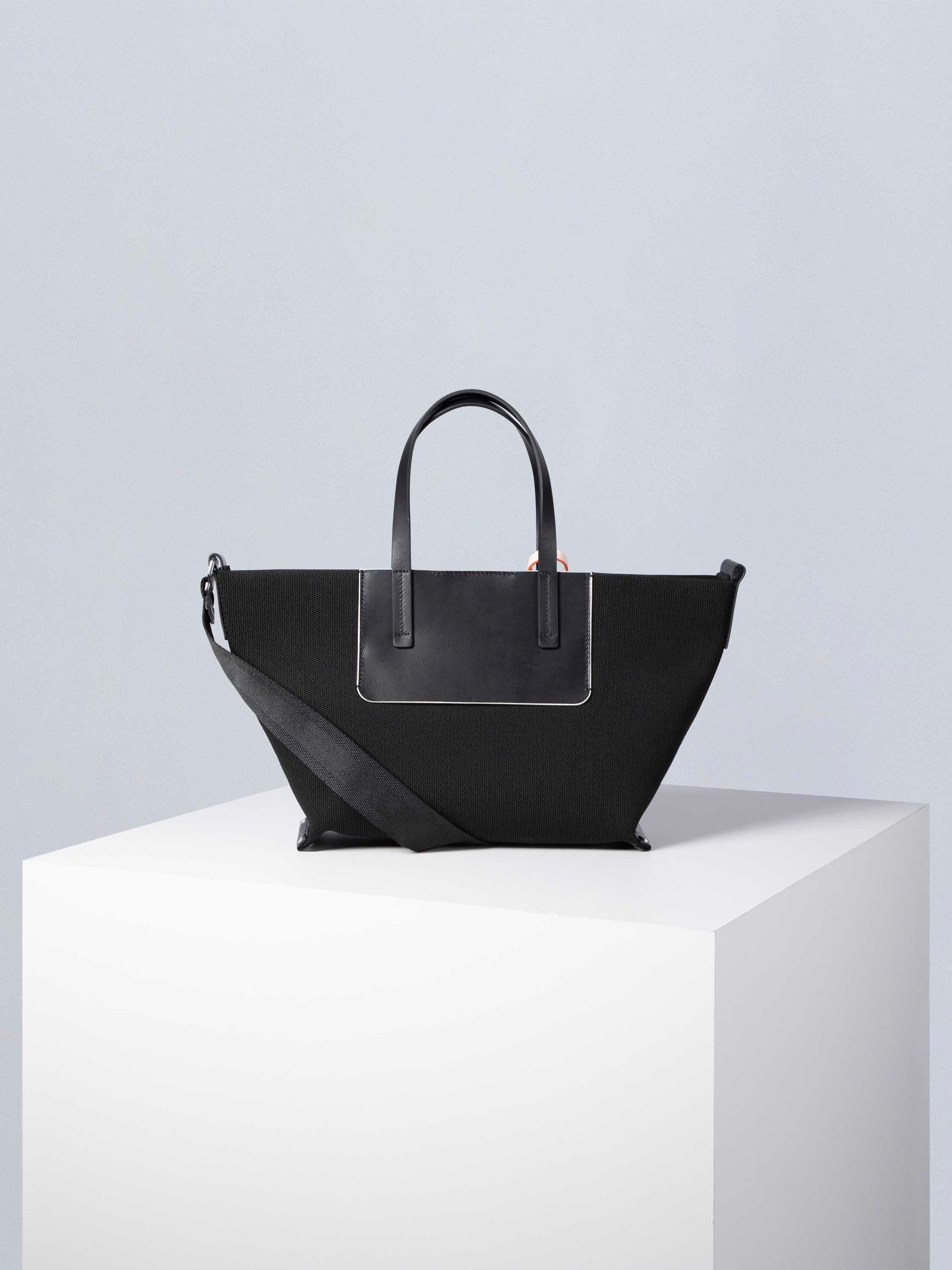 color:schwarz_ansicht:000000000000004_dokar:Z07_dokar-text:online inhalt