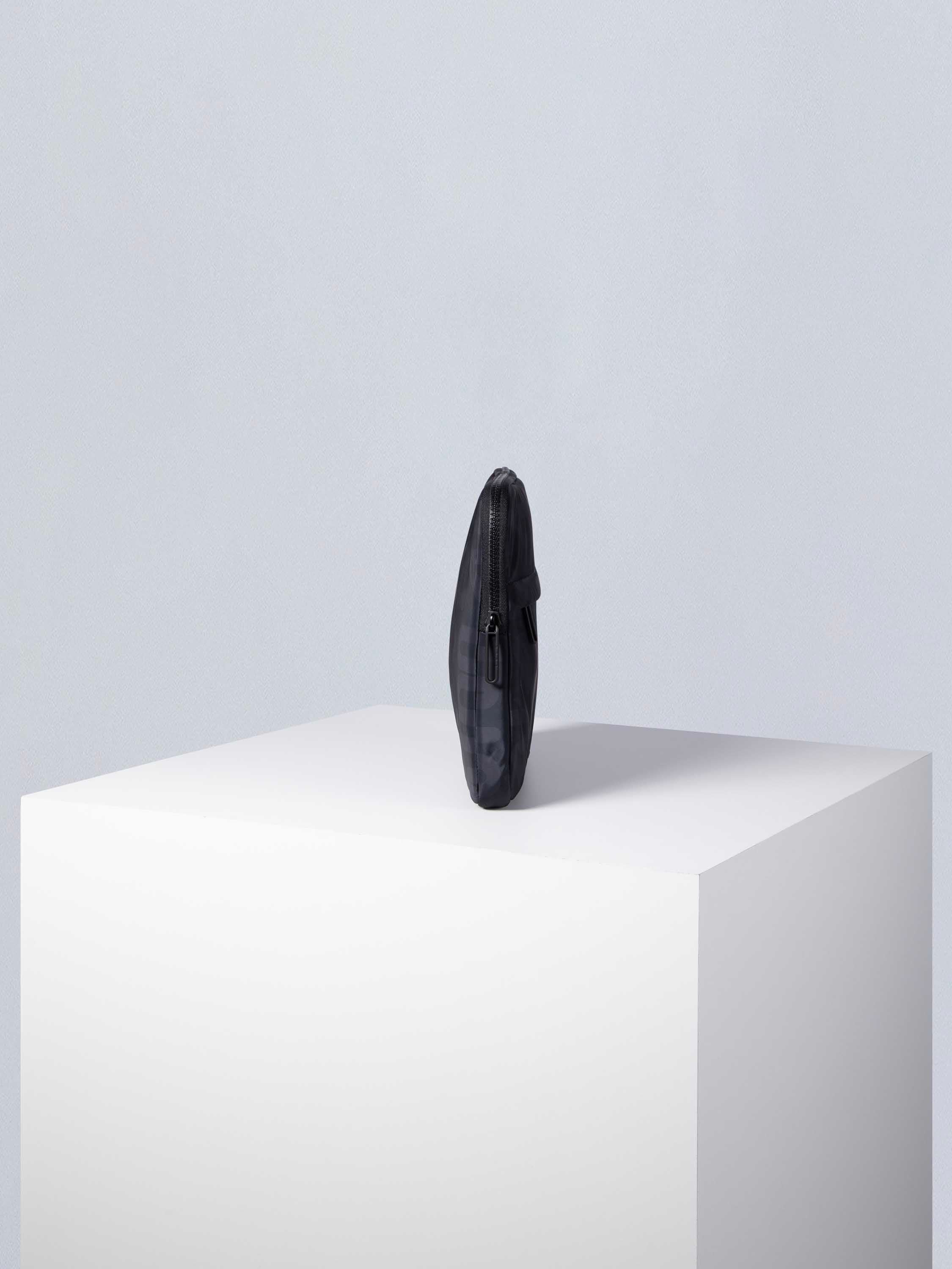 color:schwarz_ansicht:000000000000003_dokar:Z07_dokar-text:online inhalt