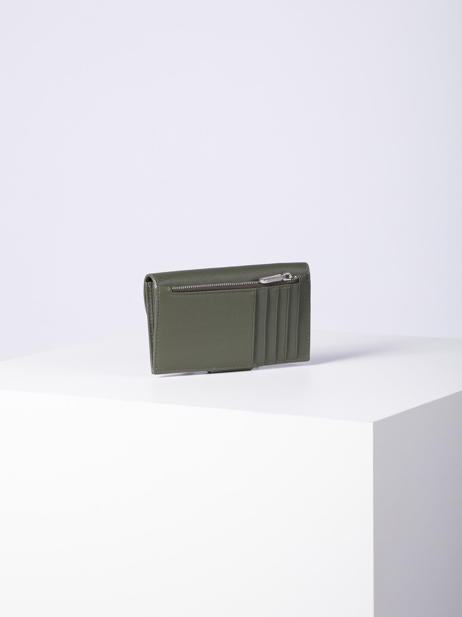 color:dark olive_ansicht:000000000000002_dokar:Z07_dokar-text:online inhalt