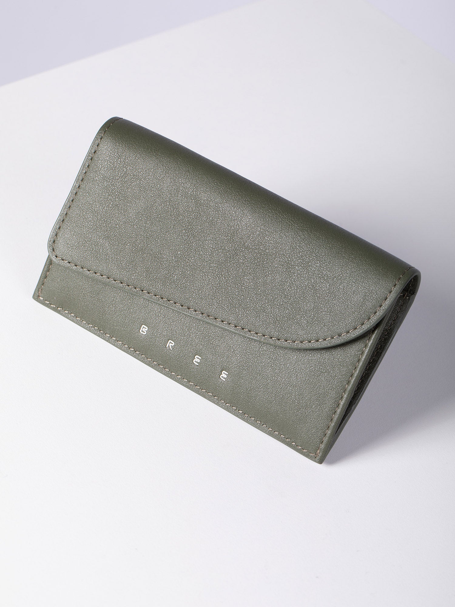 color:dark olive_ansicht:000000000000005_dokar:Z07_dokar-text:online inhalt